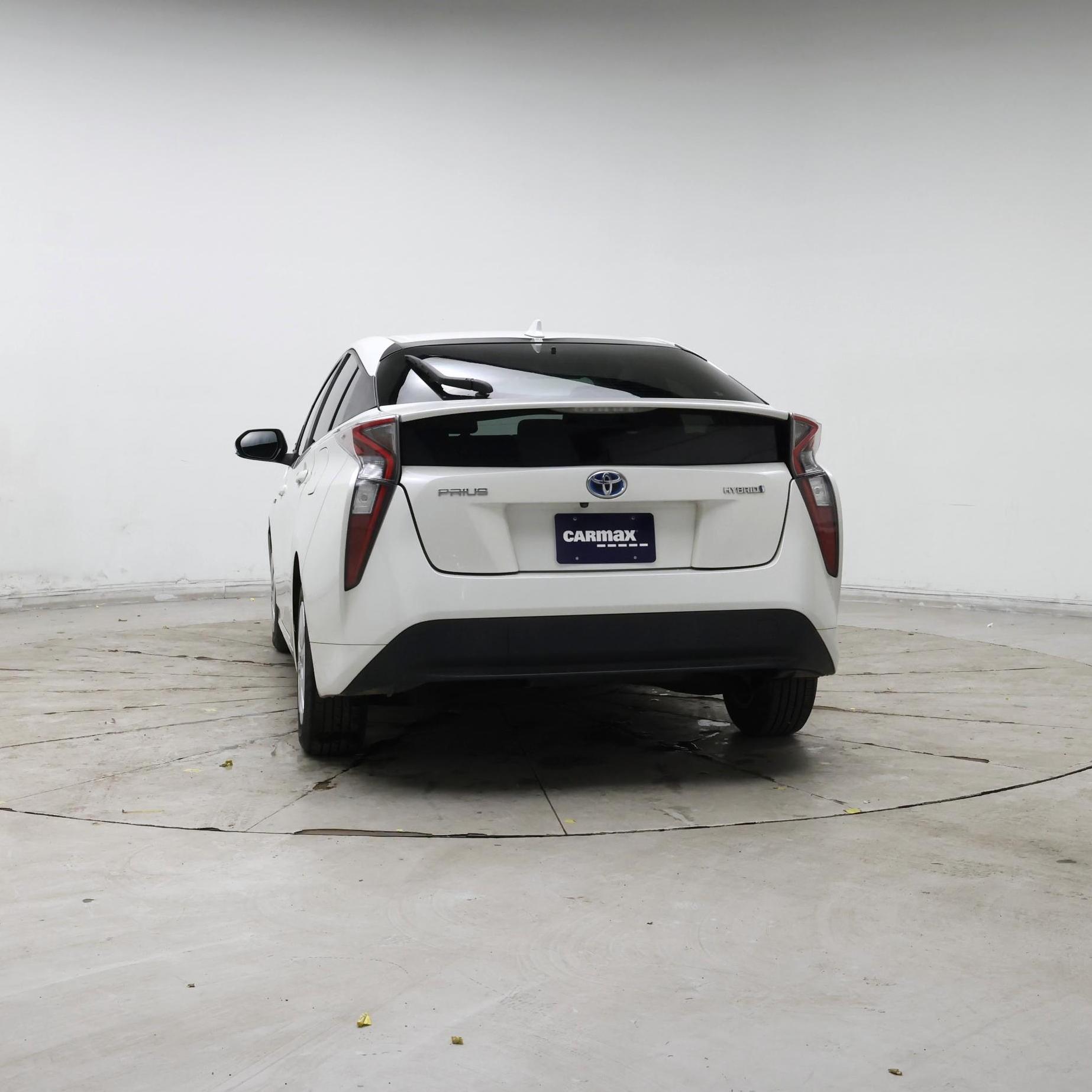 Thumbnail: 2016 Toyota Prius - 6