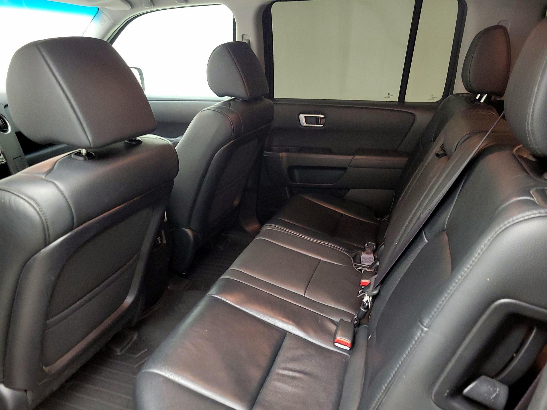 Thumbnail: 2015 Honda Pilot - 20