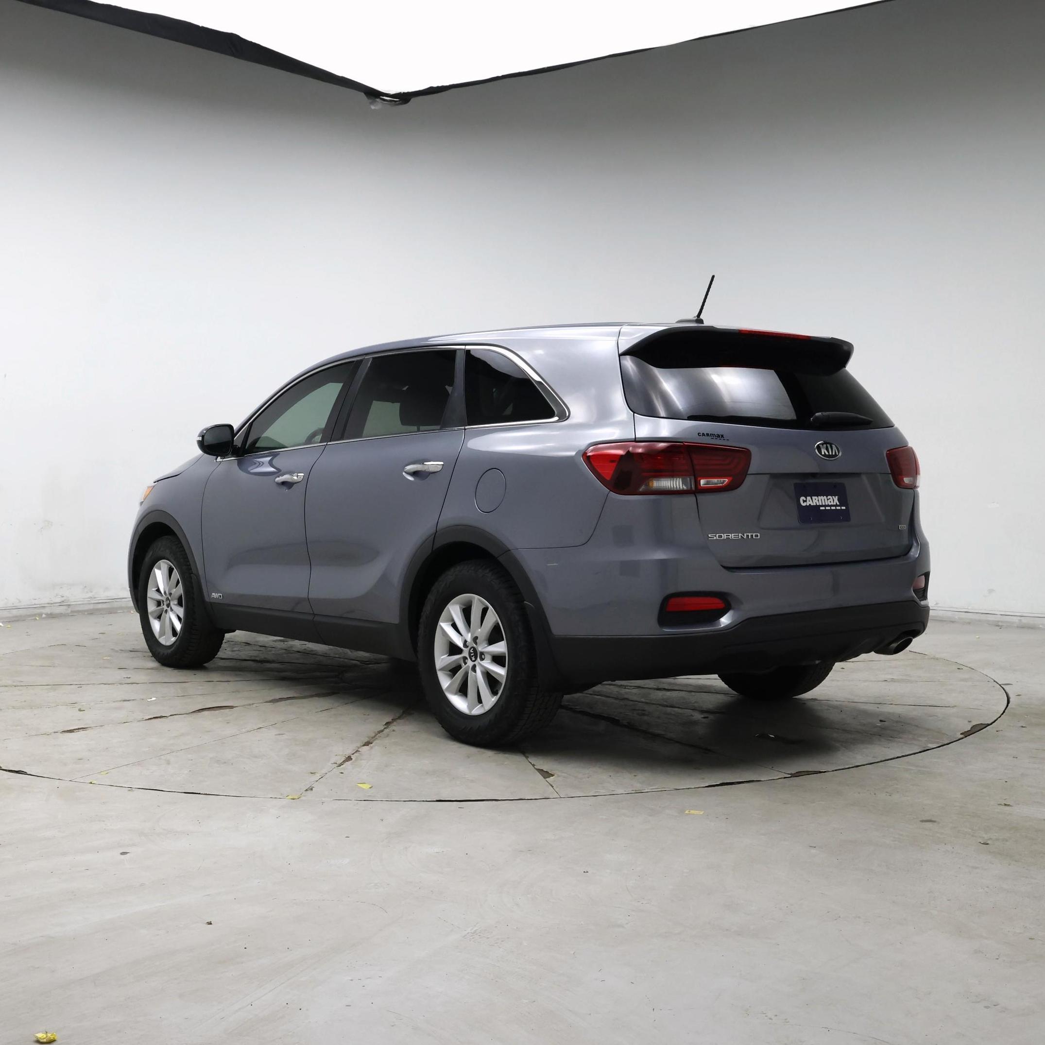 Thumbnail: 2020 Kia Sorento - 2