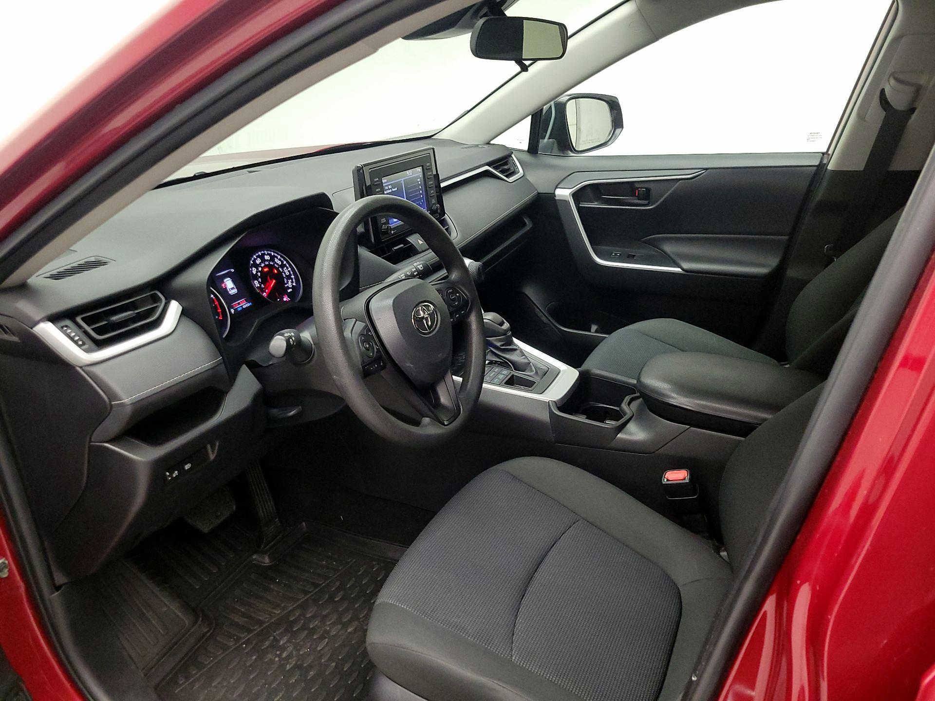 Thumbnail: 2022 Toyota RAV4 - 11