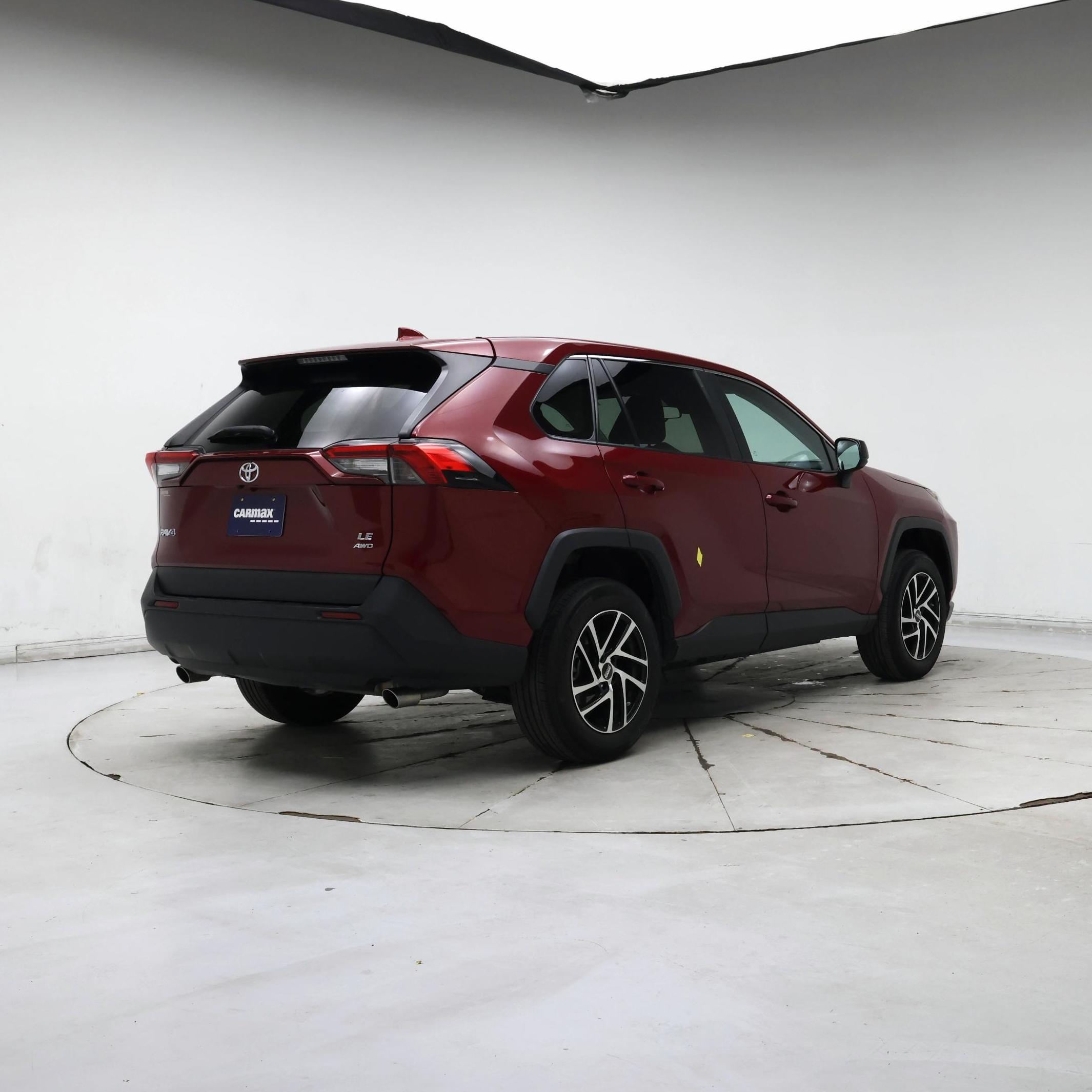 Thumbnail: 2022 Toyota RAV4 - 8