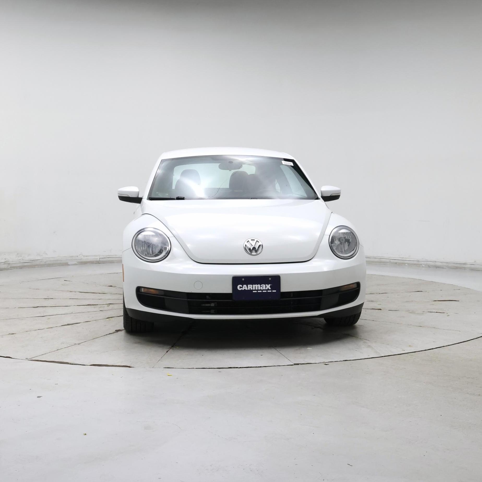 Thumbnail: 2015 Volkswagen Beetle - 5