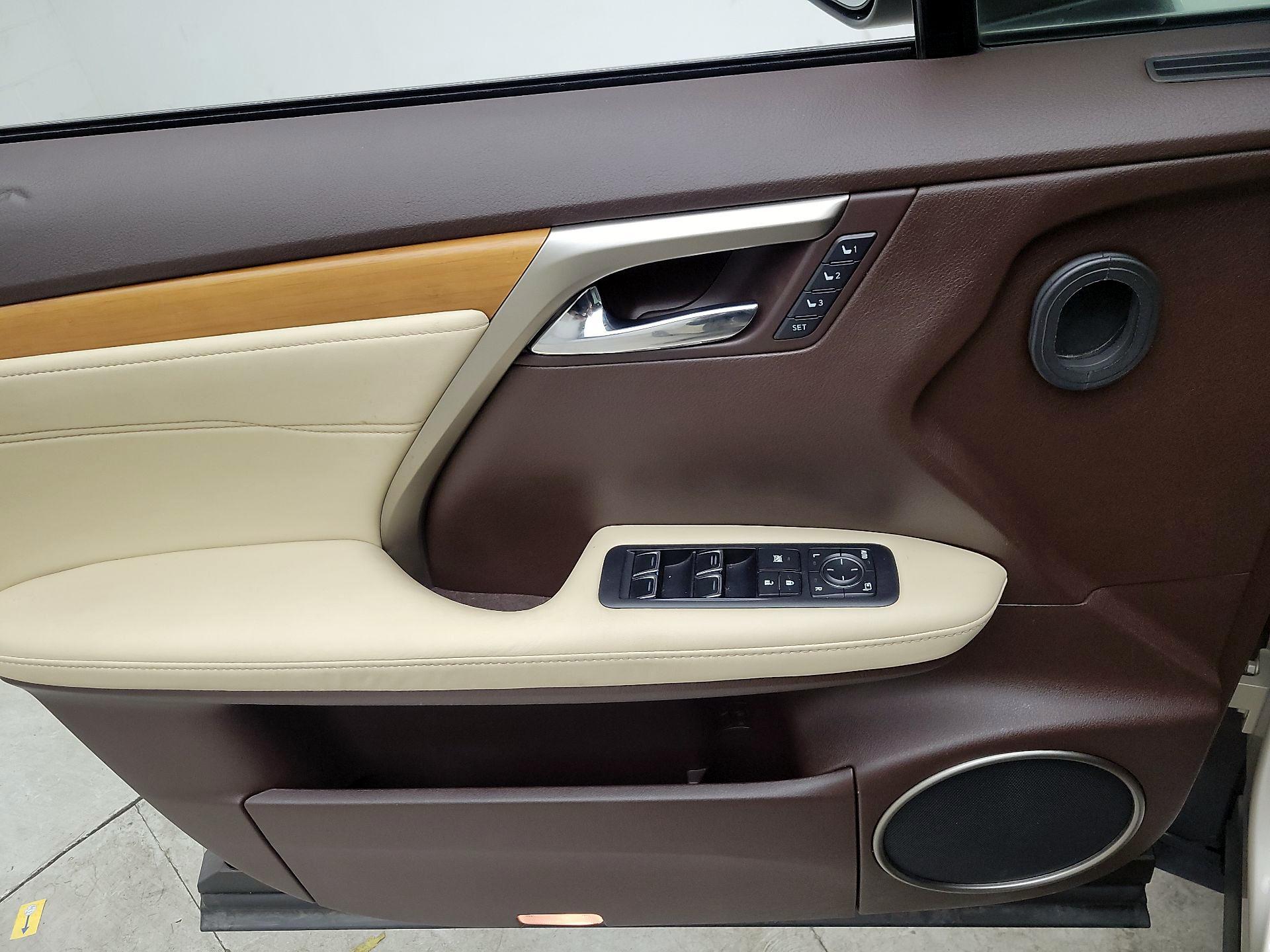 Thumbnail: 2016 Lexus RX - 12