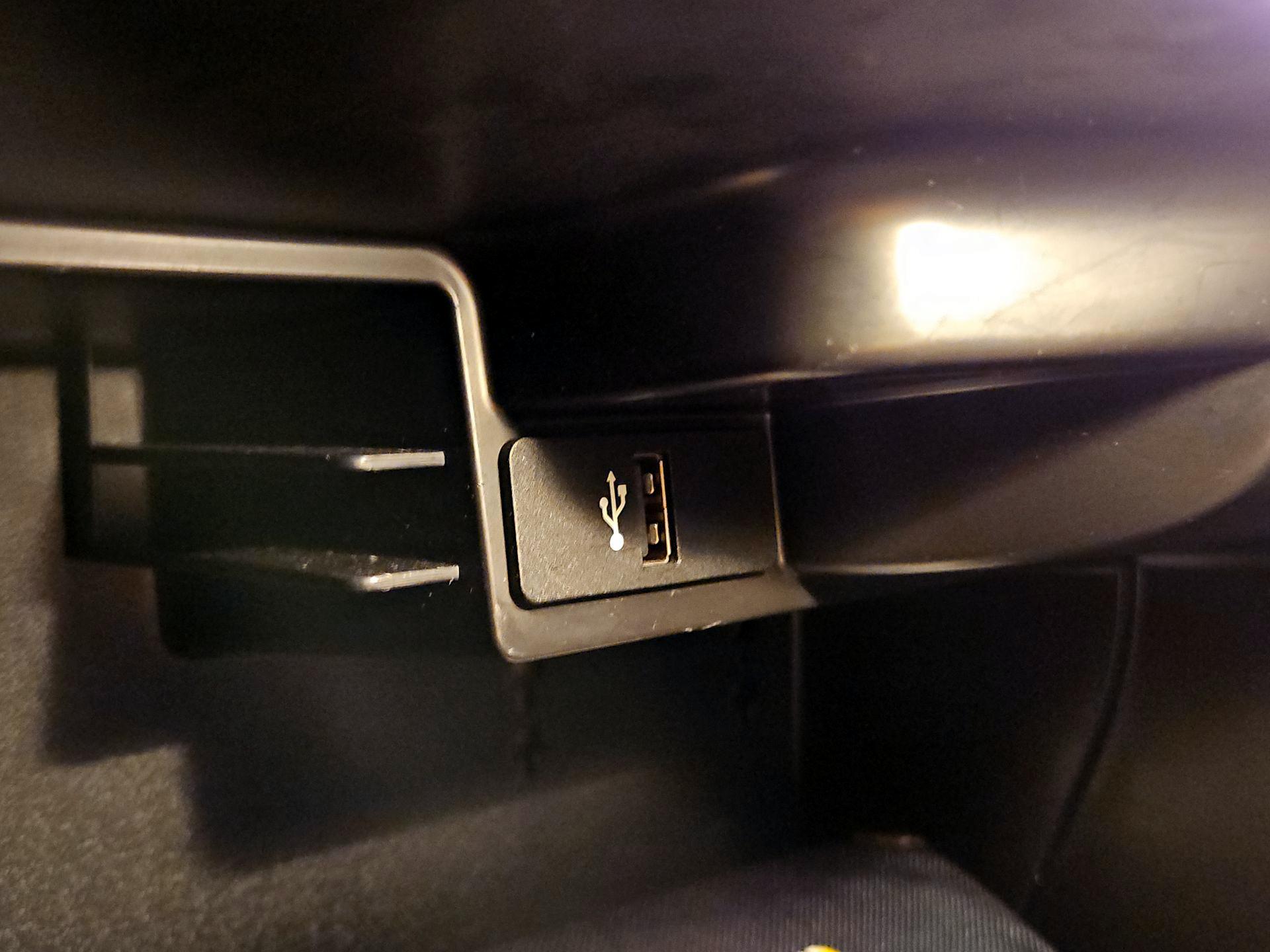 Thumbnail: 2016 MINI Cooper Countryman - 17