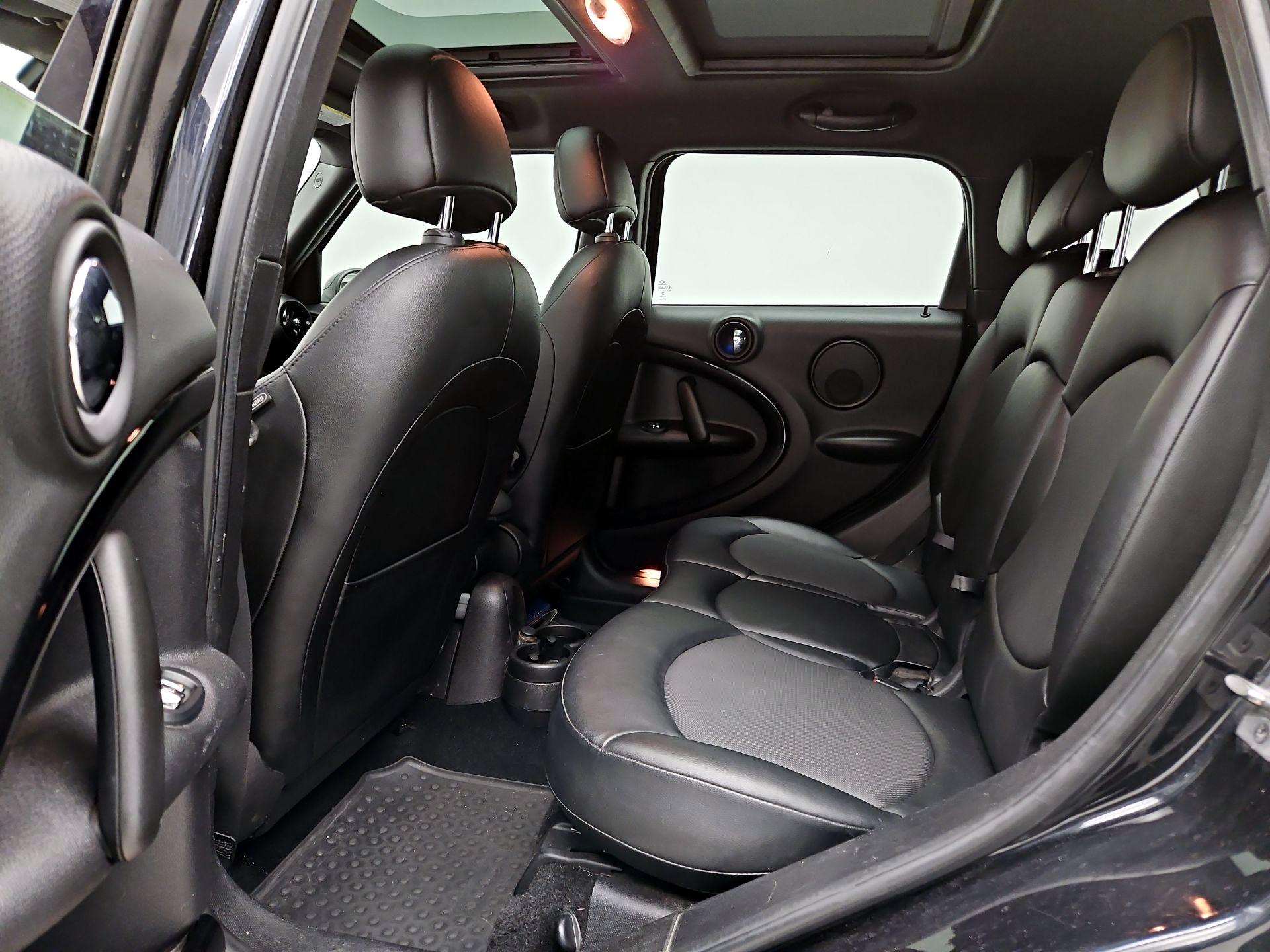 Thumbnail: 2016 MINI Cooper Countryman - 19