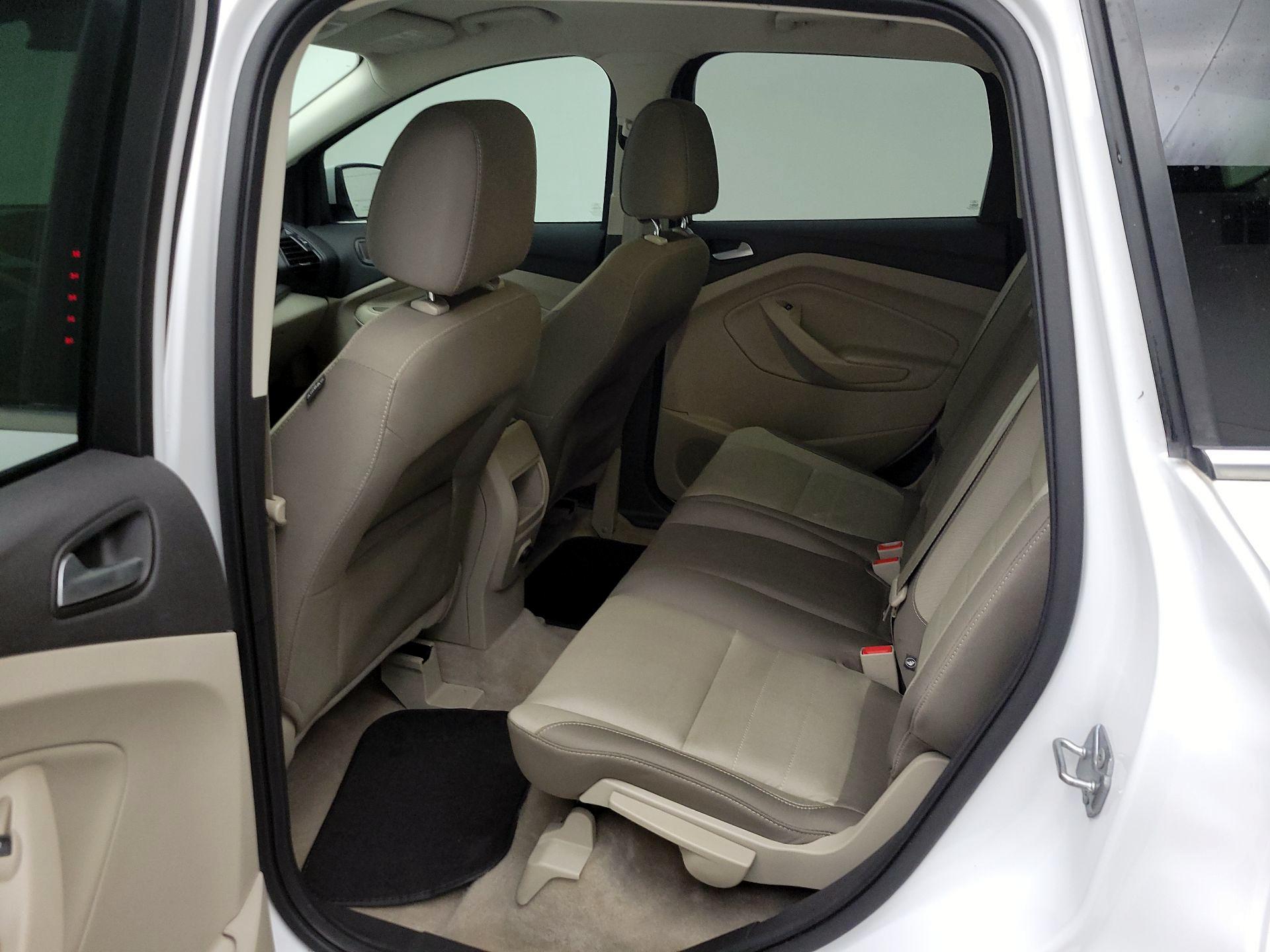 Thumbnail: 2016 Ford Escape - 19