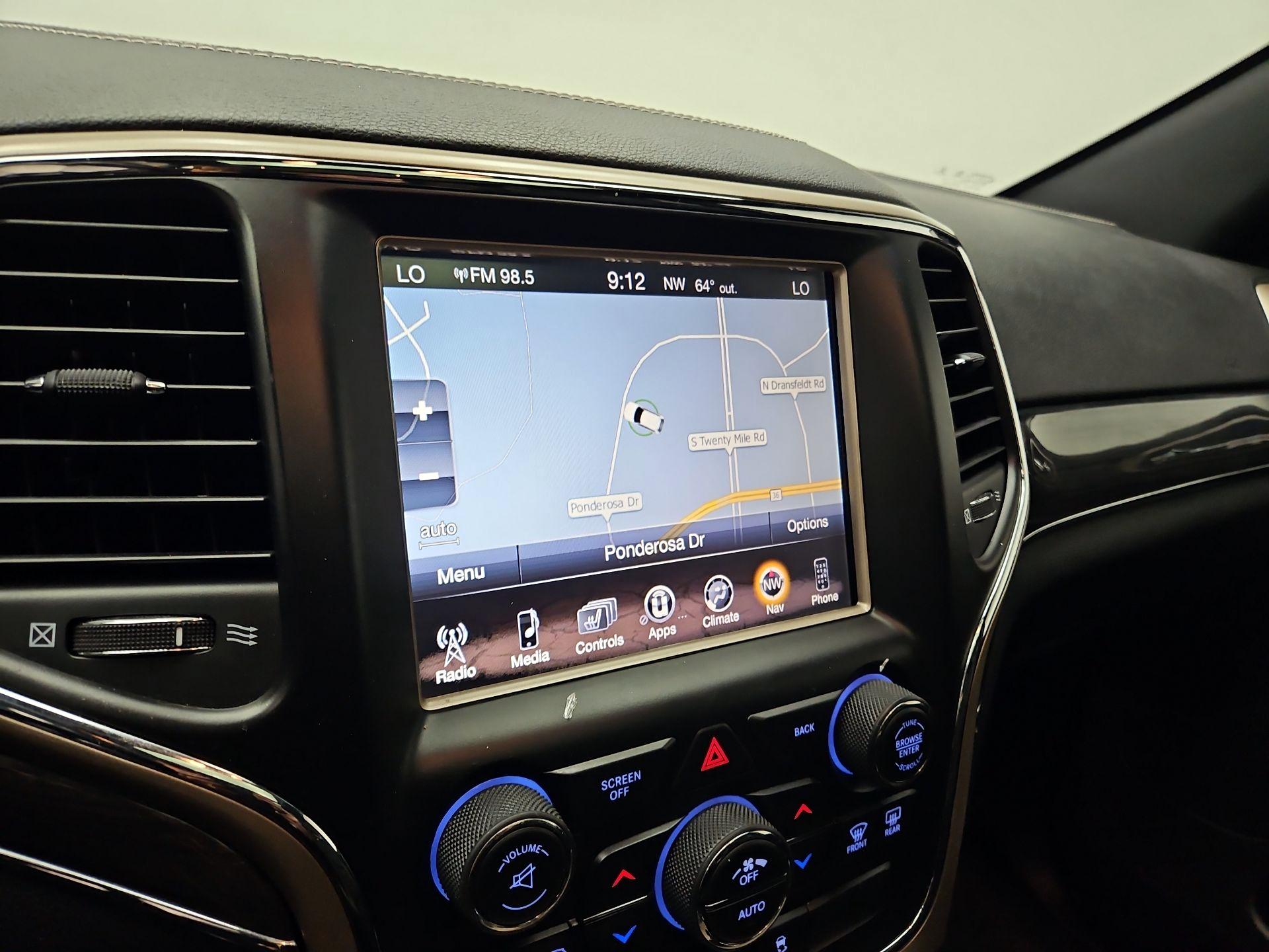 Thumbnail: 2015 Jeep Grand Cherokee - 14