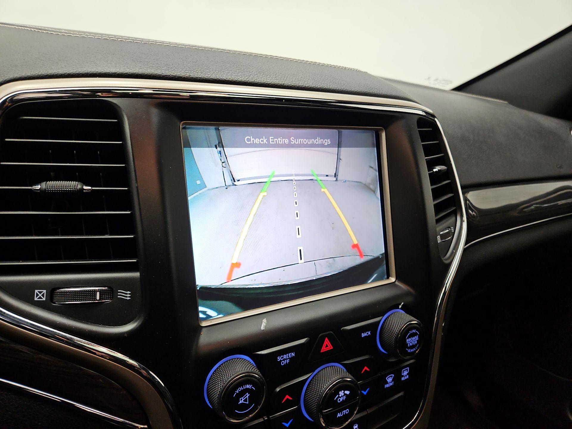 Thumbnail: 2015 Jeep Grand Cherokee - 15