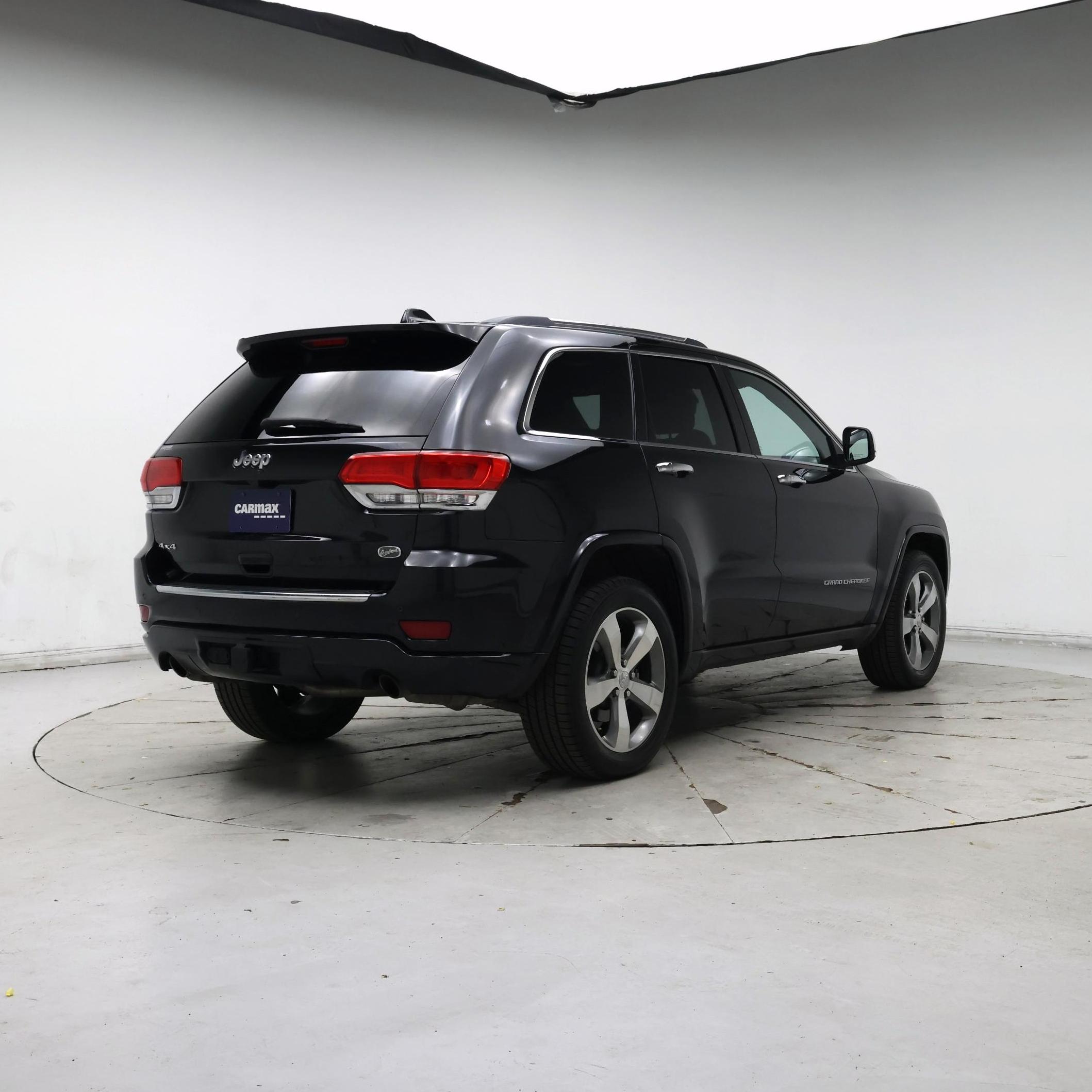 Thumbnail: 2015 Jeep Grand Cherokee - 8