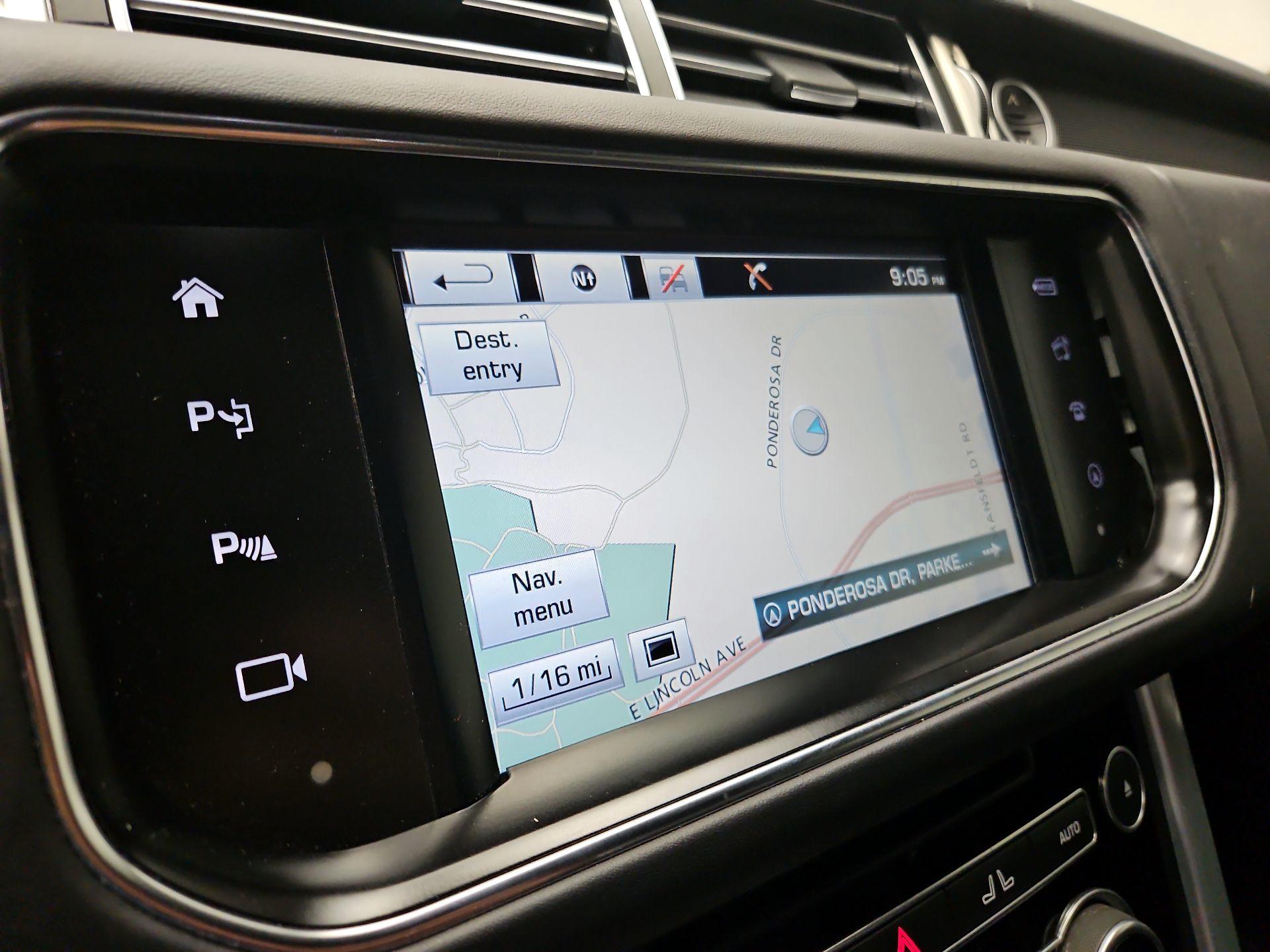 Thumbnail: 2016 Land Rover Range Rover - 14