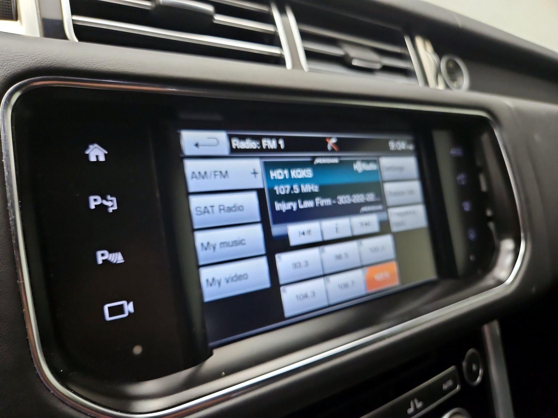 Thumbnail: 2016 Land Rover Range Rover - 16