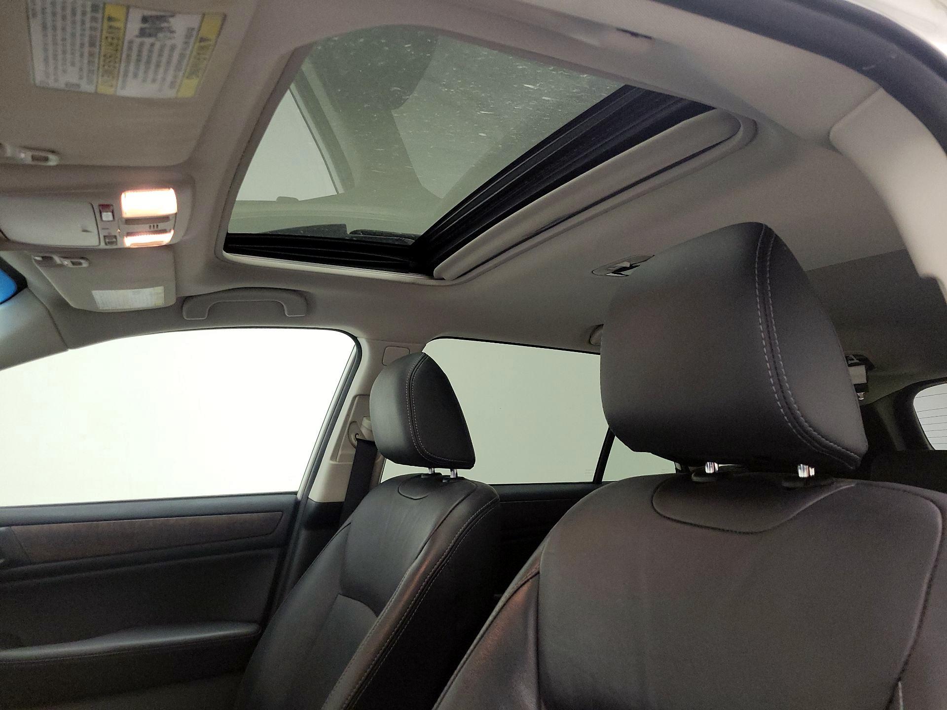 Thumbnail: 2017 Subaru Outback - 20