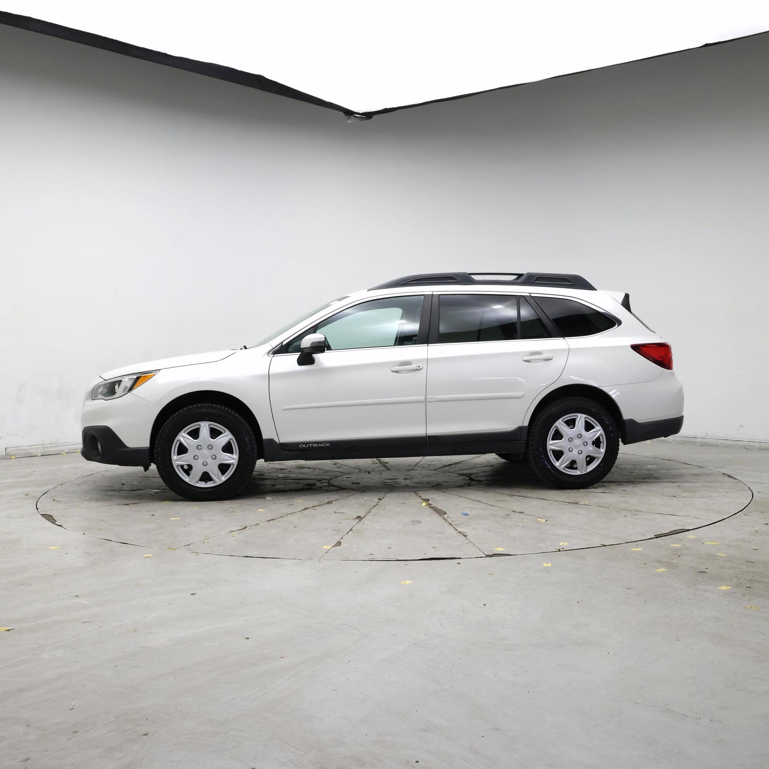 Thumbnail: 2017 Subaru Outback - 3