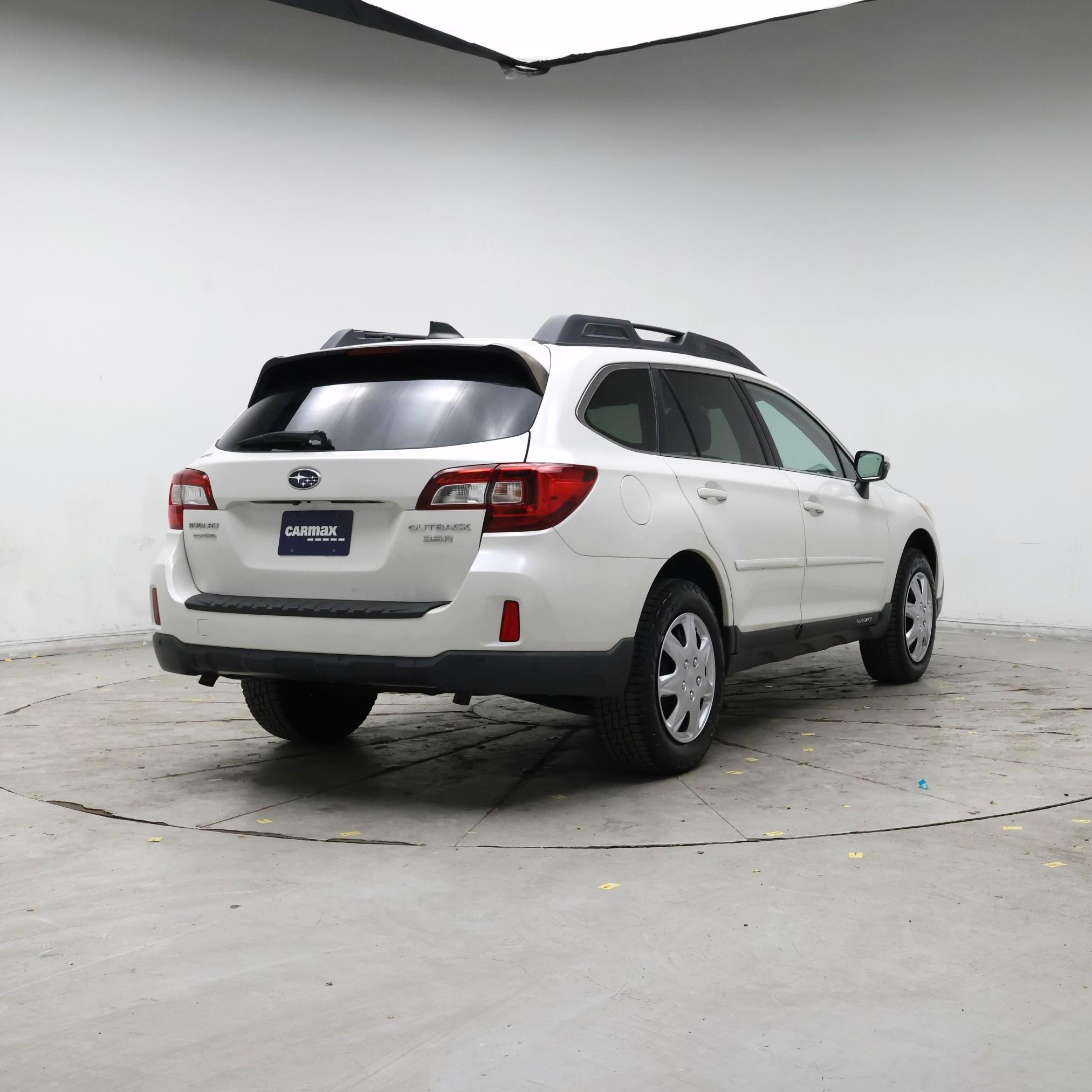 Thumbnail: 2017 Subaru Outback - 8