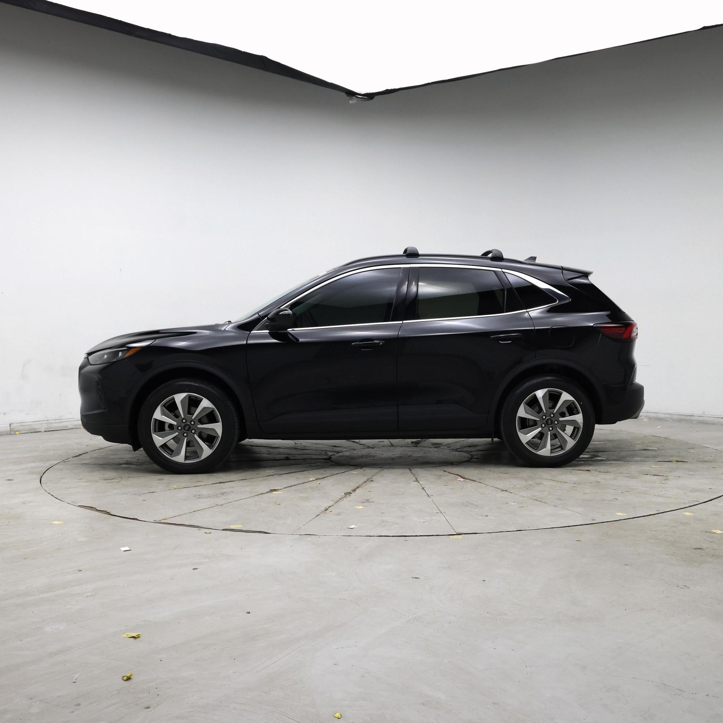 Thumbnail: 2025 Ford Escape - 3