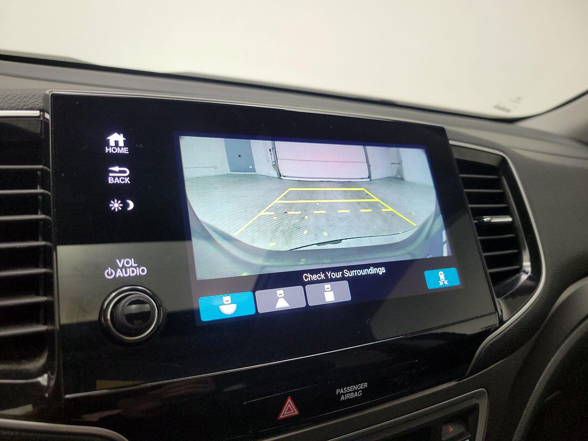 Thumbnail: 2019 Honda Pilot - 14