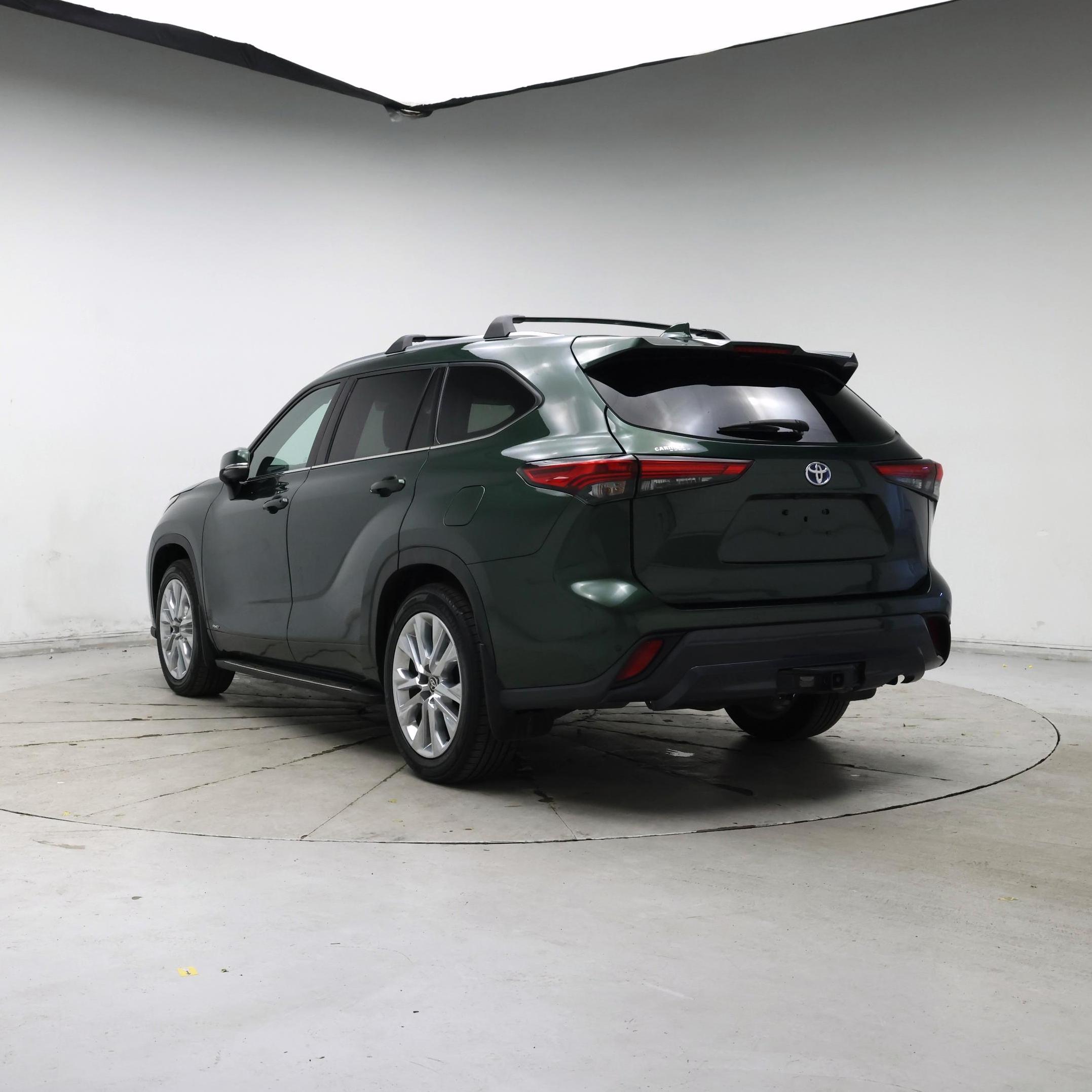 Thumbnail: 2023 Toyota Highlander - 2