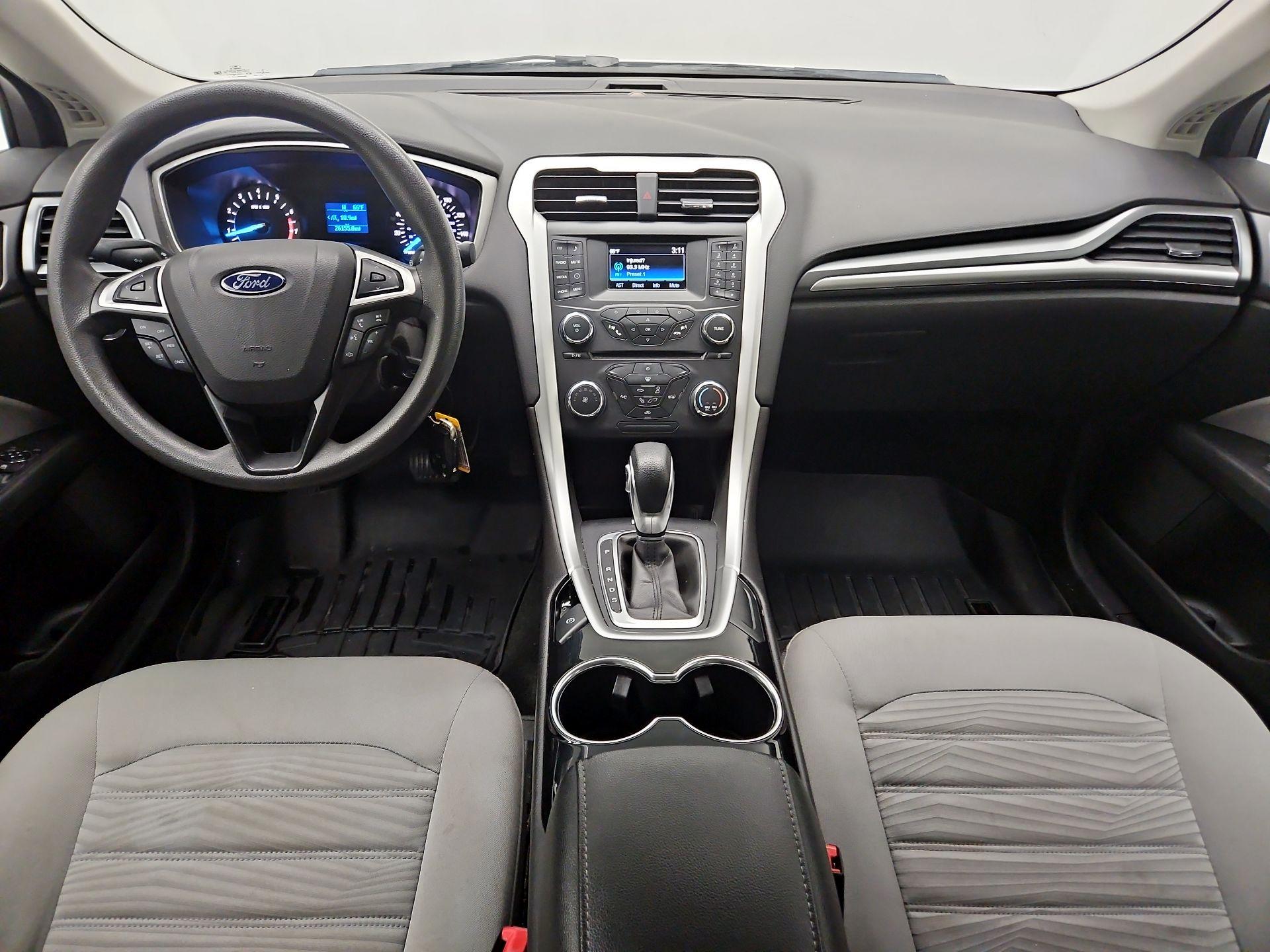 Thumbnail: 2016 Ford Fusion - 9