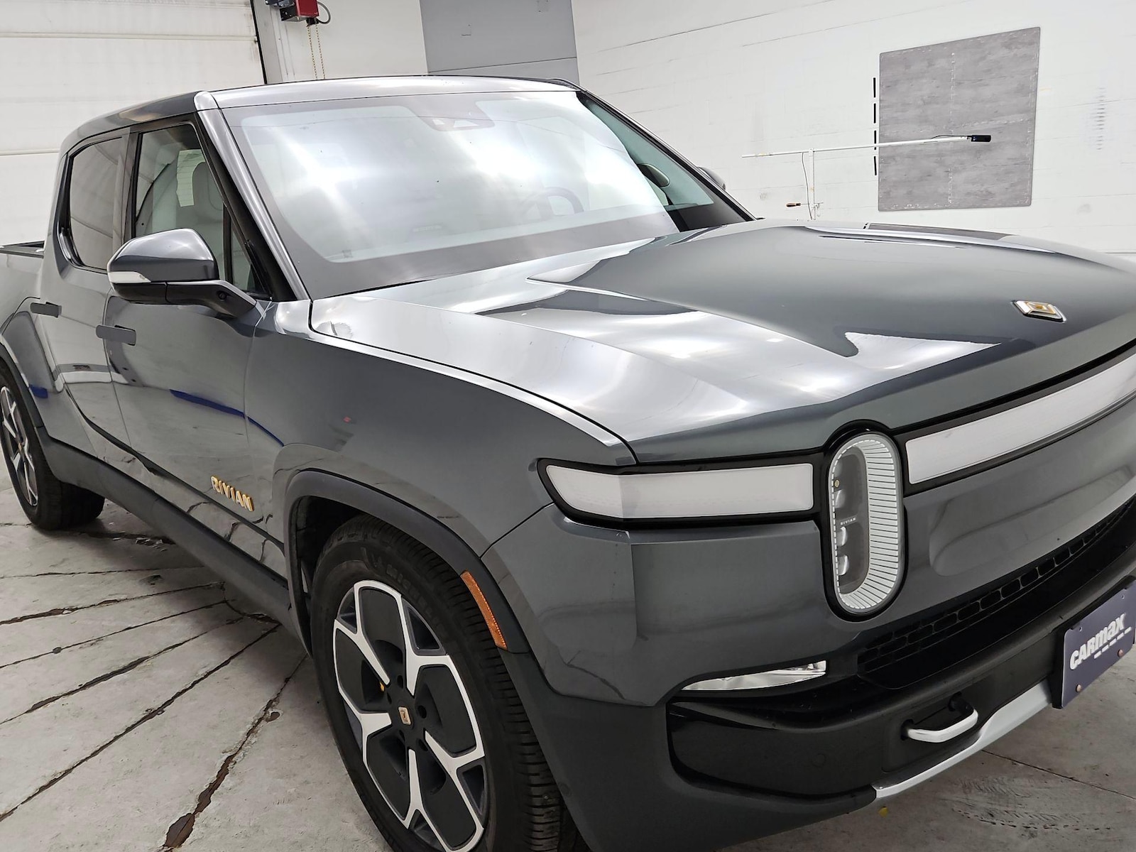 2023 Rivian R1T Adventure