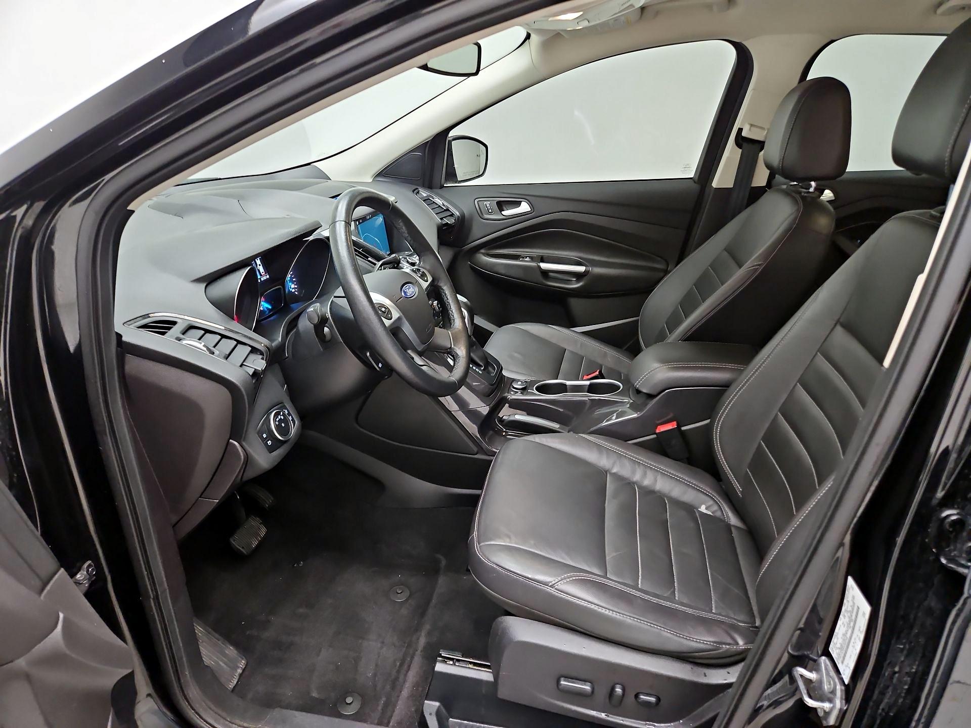 Thumbnail: 2016 Ford Escape - 11