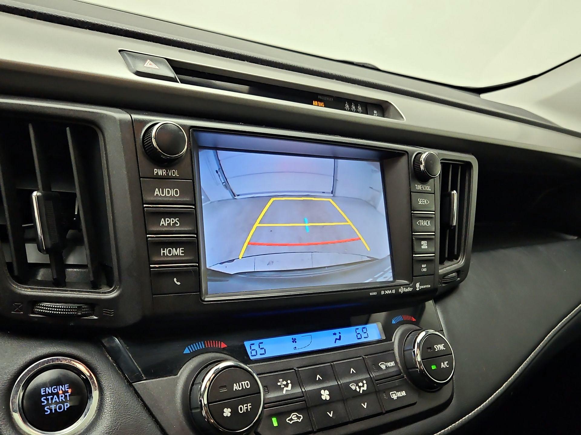 Thumbnail: 2018 Toyota RAV4 - 14