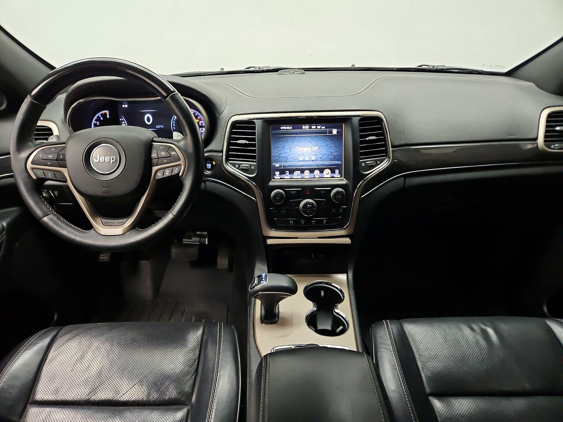 Thumbnail: 2015 Jeep Grand Cherokee - 9