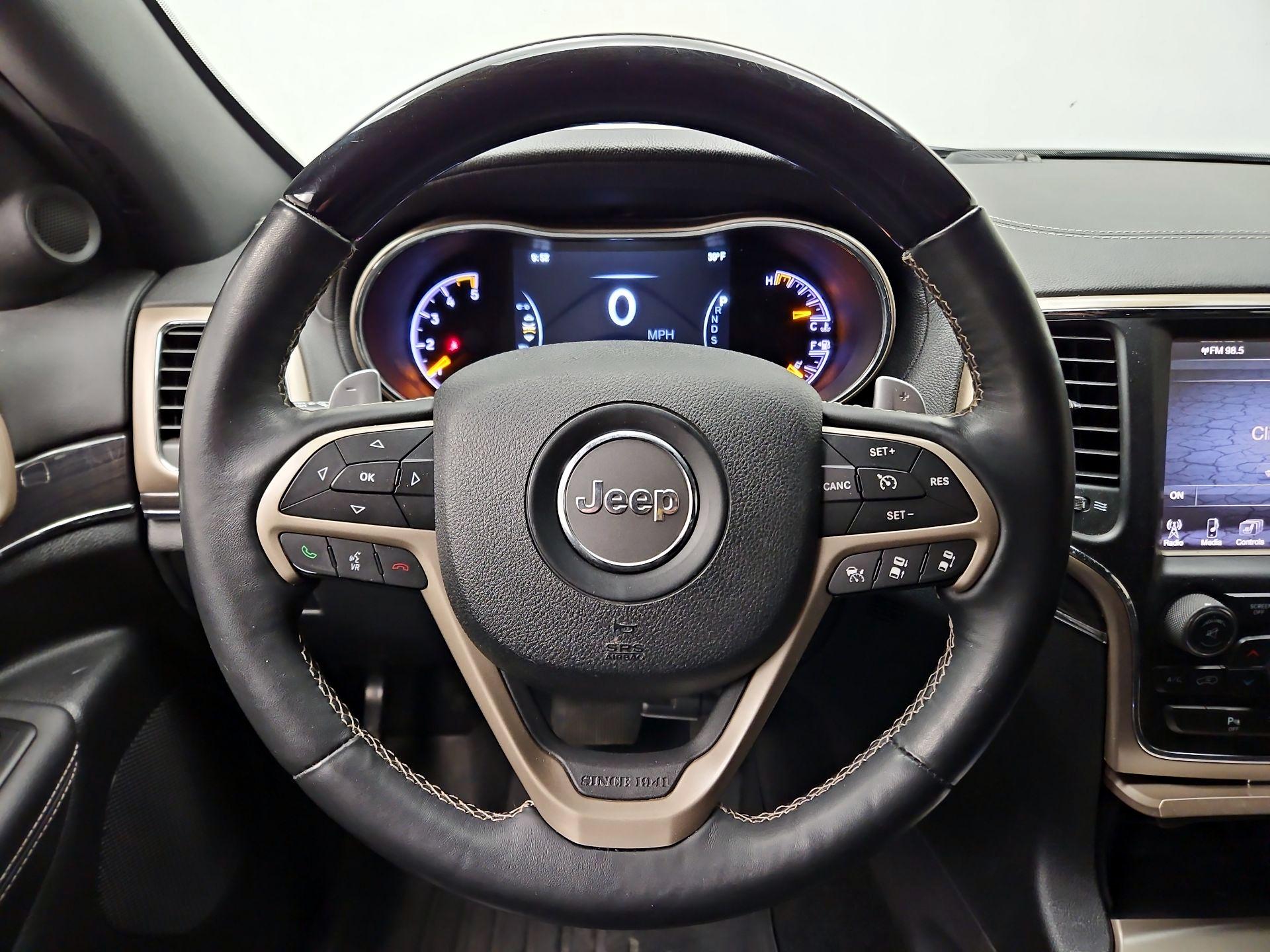 Thumbnail: 2015 Jeep Grand Cherokee - 10