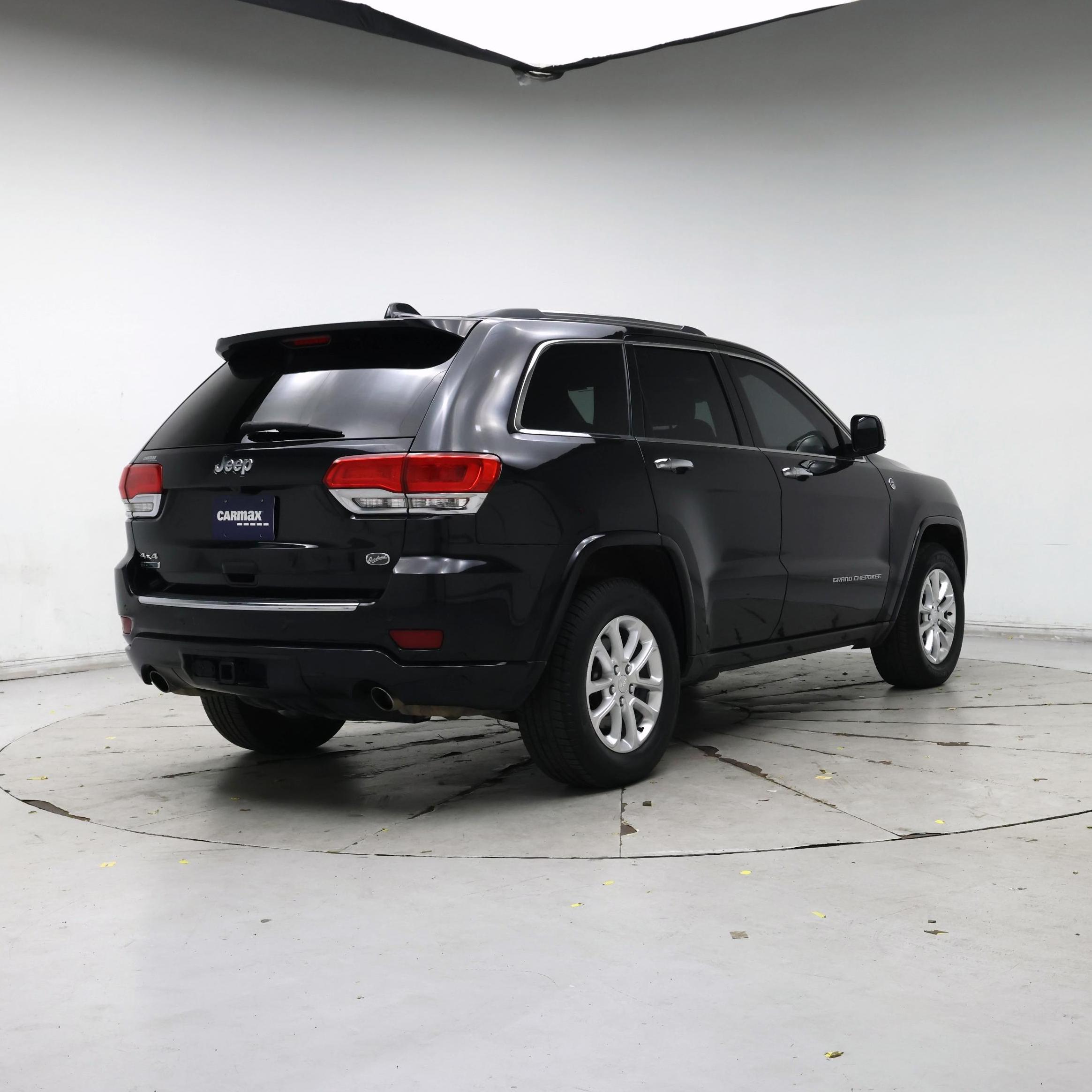 Thumbnail: 2015 Jeep Grand Cherokee - 8