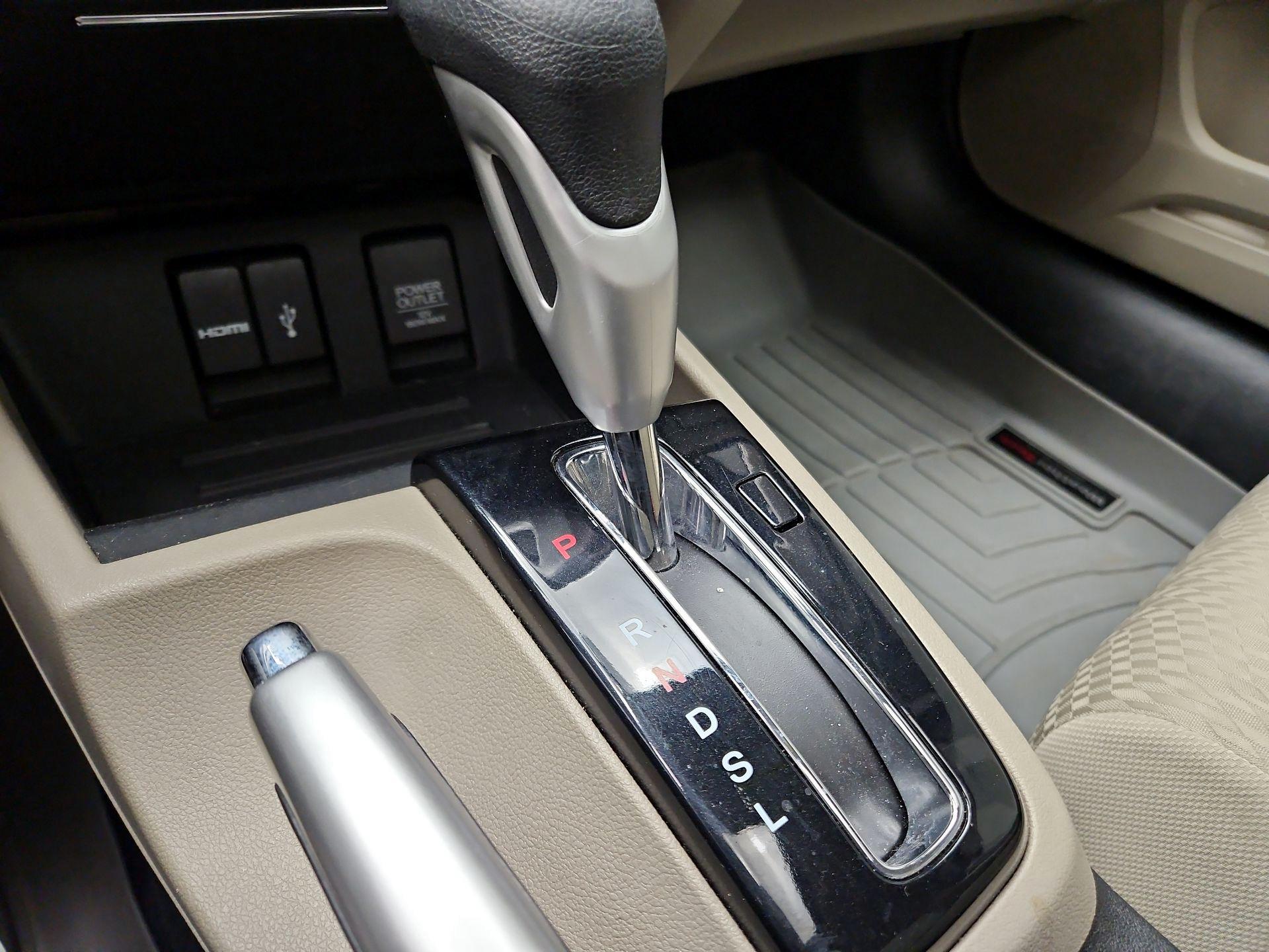 Thumbnail: 2015 Honda Civic - 17