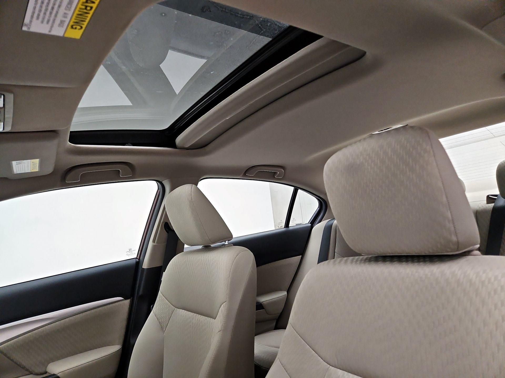 Thumbnail: 2015 Honda Civic - 19