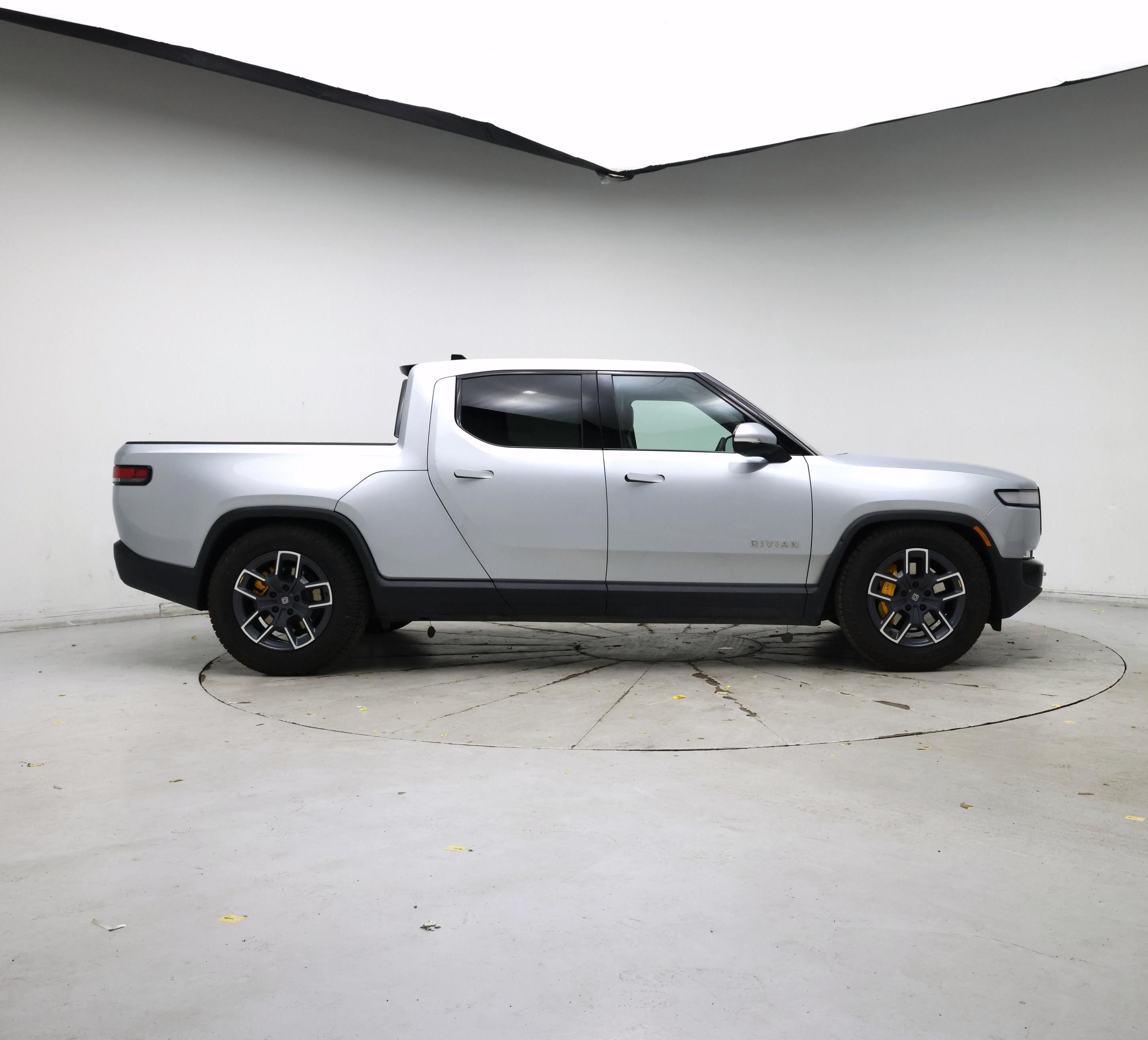 Thumbnail: 2023 Rivian R1T - 7