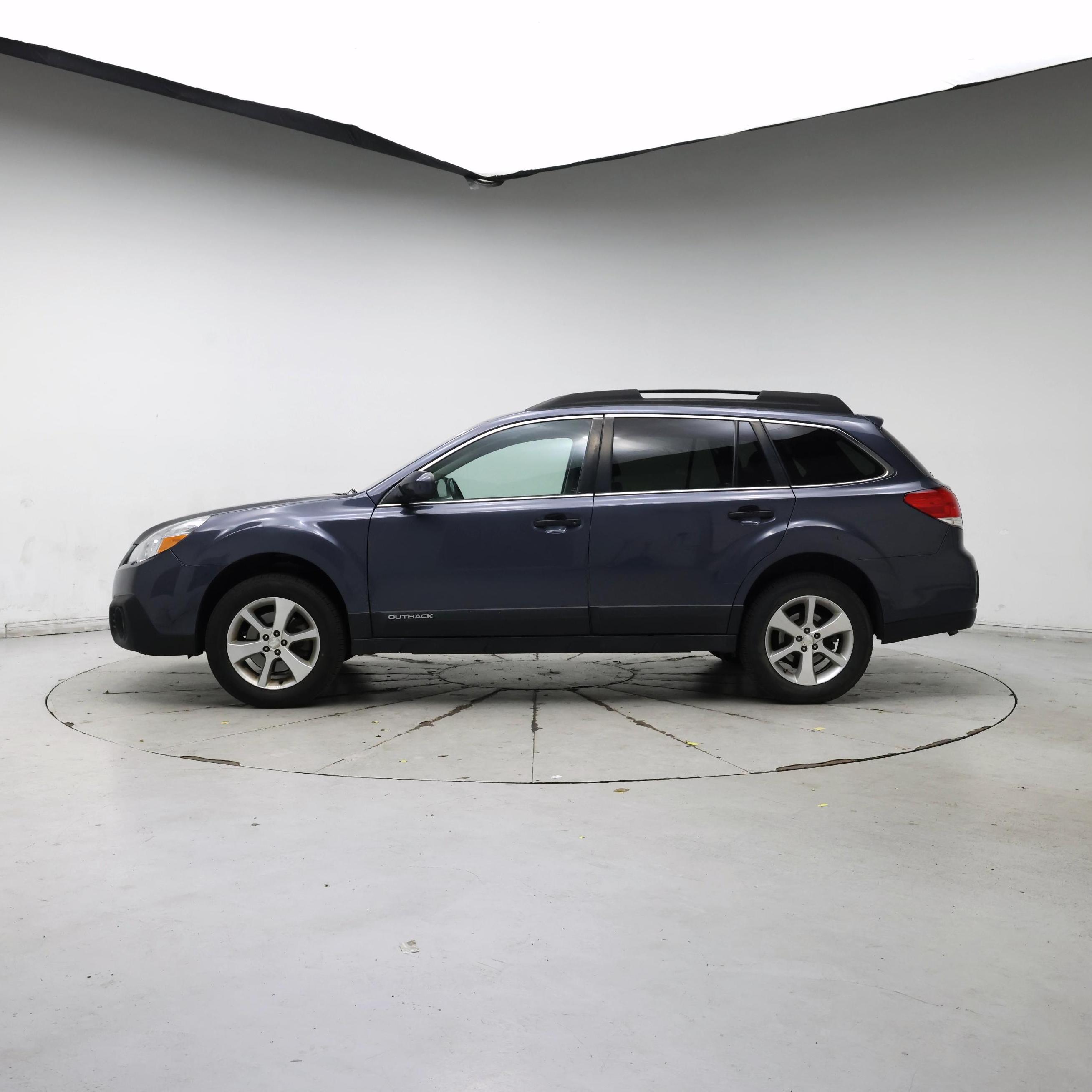 Thumbnail: 2014 Subaru Outback - 3