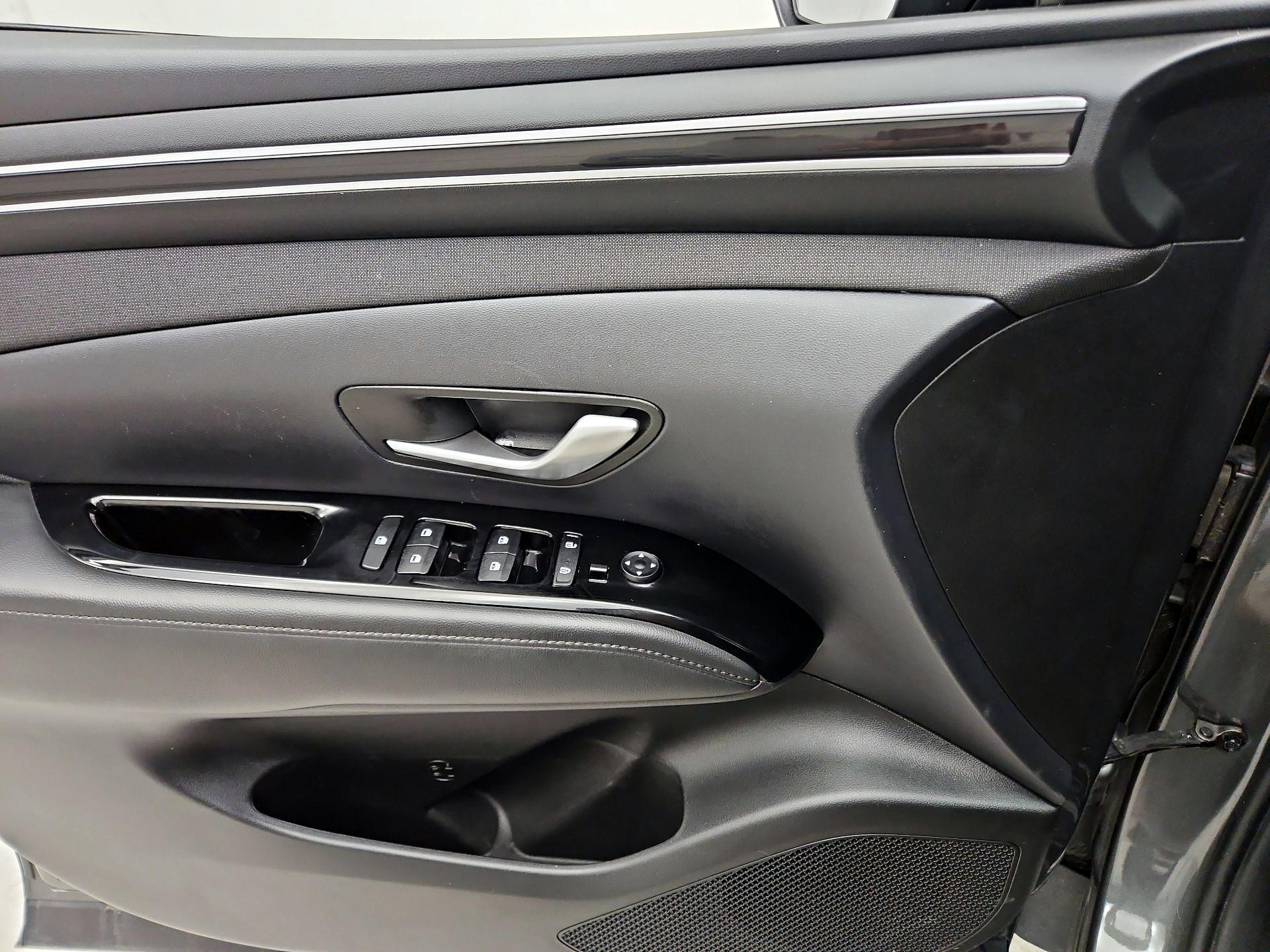 Thumbnail: 2023 Hyundai Tucson - 12