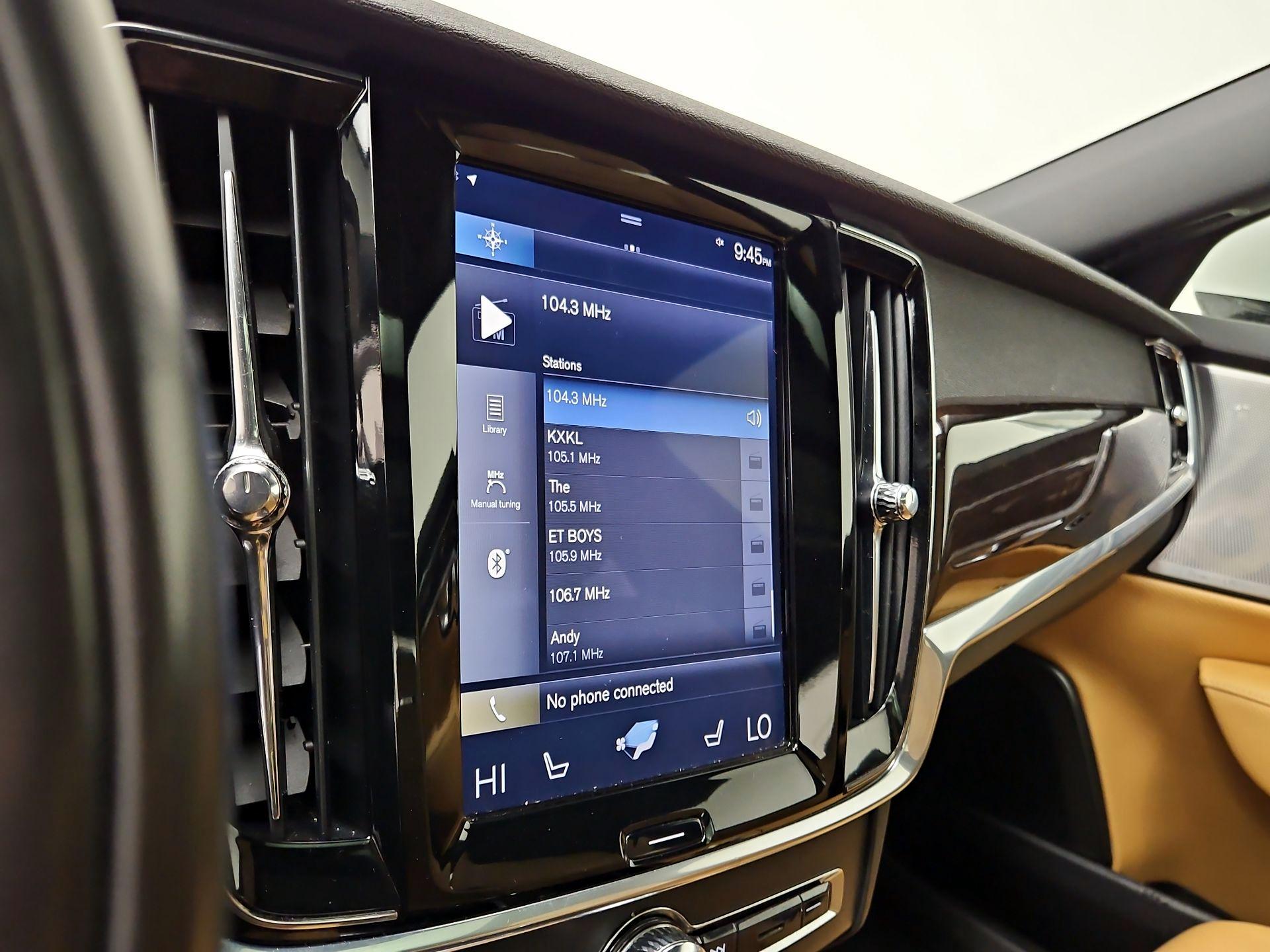 Thumbnail: 2018 Volvo S90 - 16