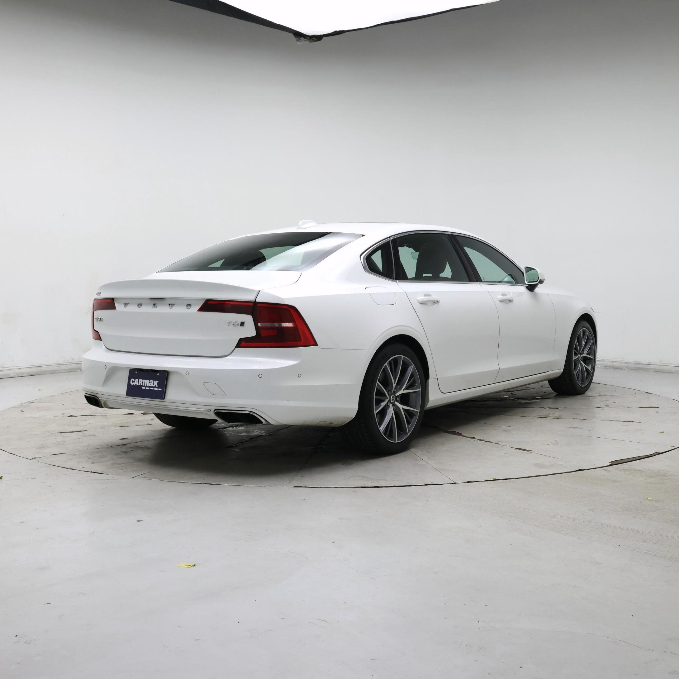 Thumbnail: 2018 Volvo S90 - 8