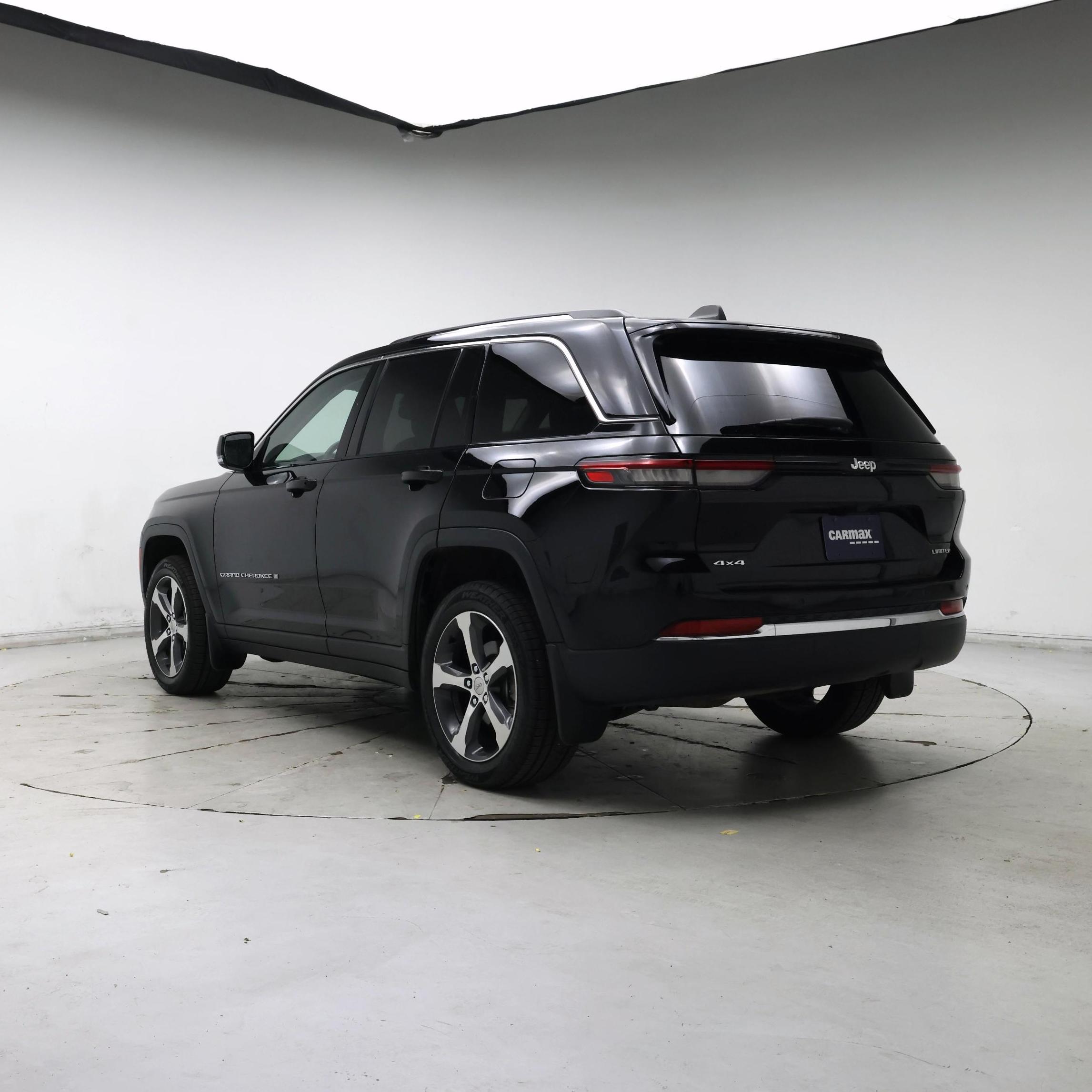 Thumbnail: 2023 Jeep Grand Cherokee - 2