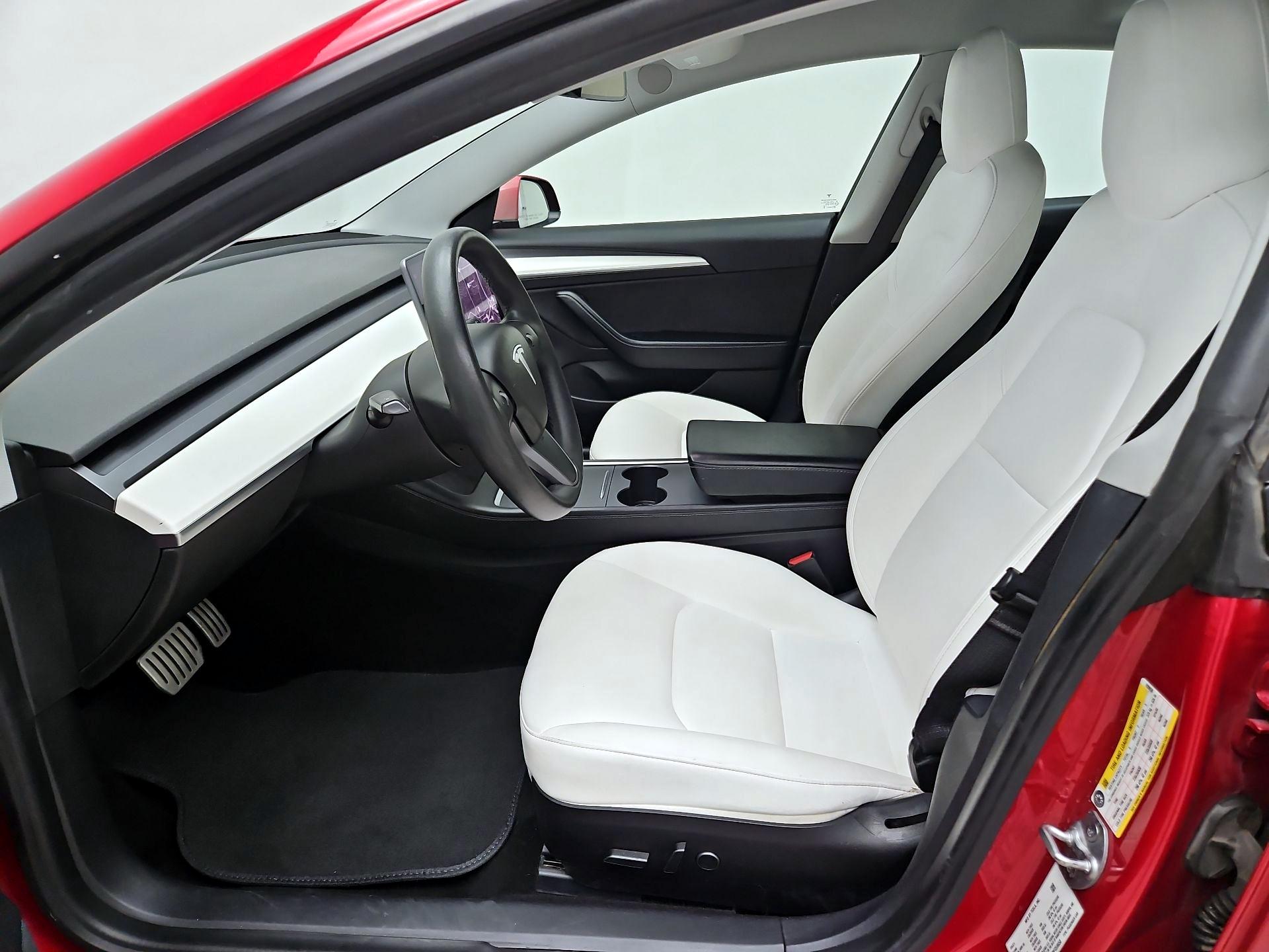 Thumbnail: 2021 Tesla Model 3 - 11