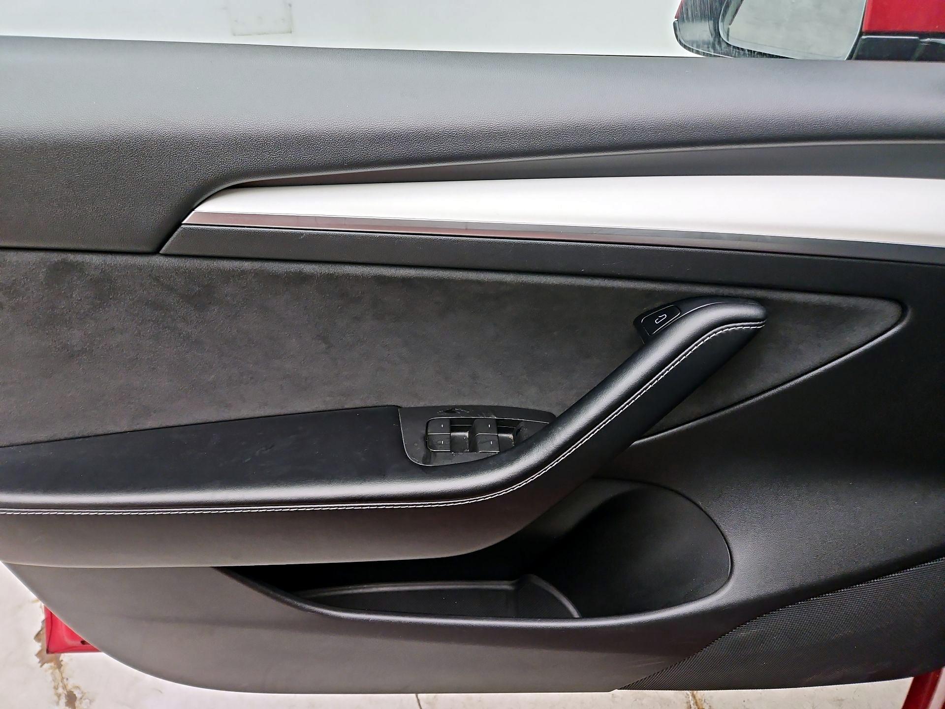 Thumbnail: 2021 Tesla Model 3 - 12