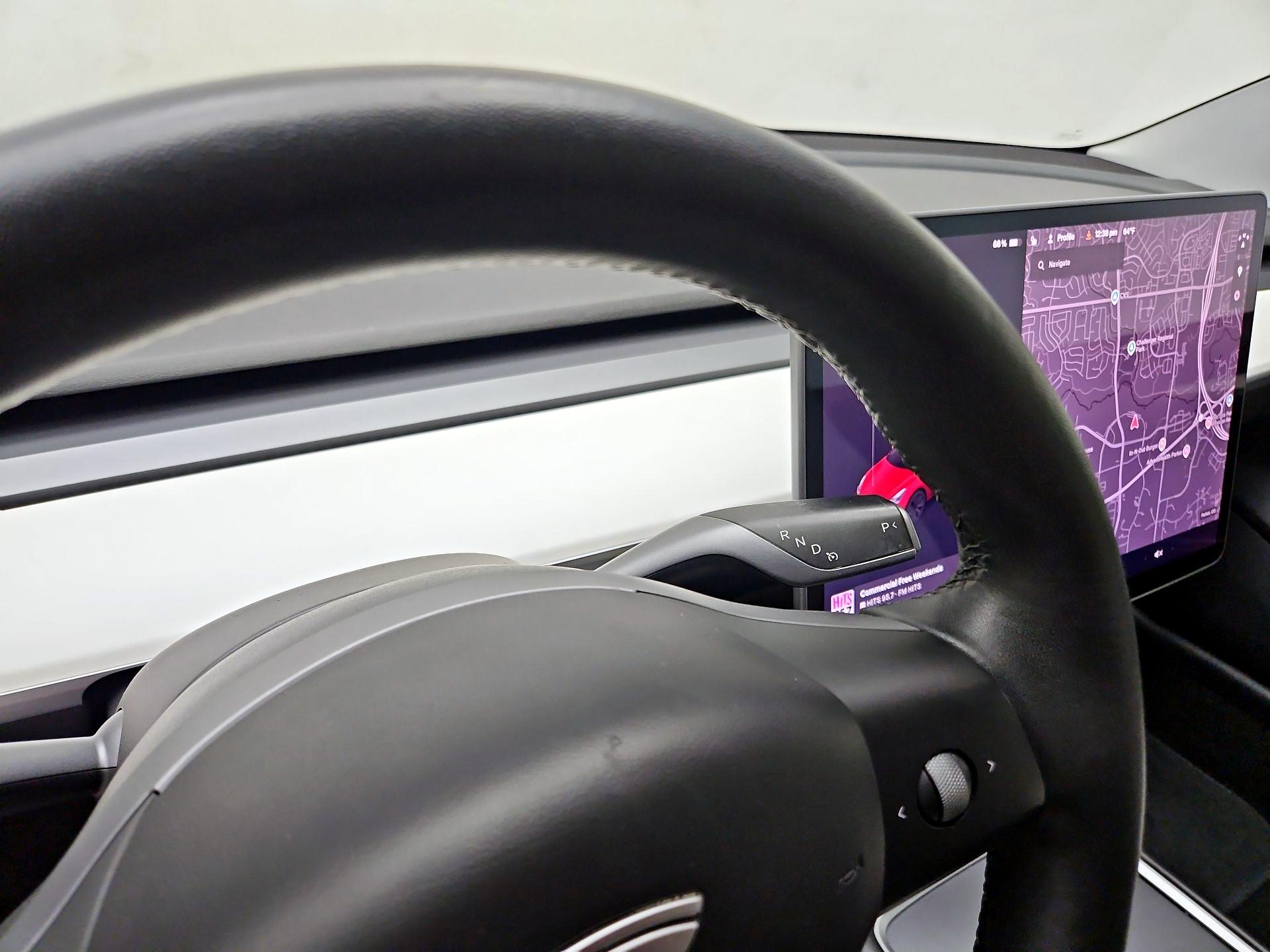 Thumbnail: 2021 Tesla Model 3 - 17