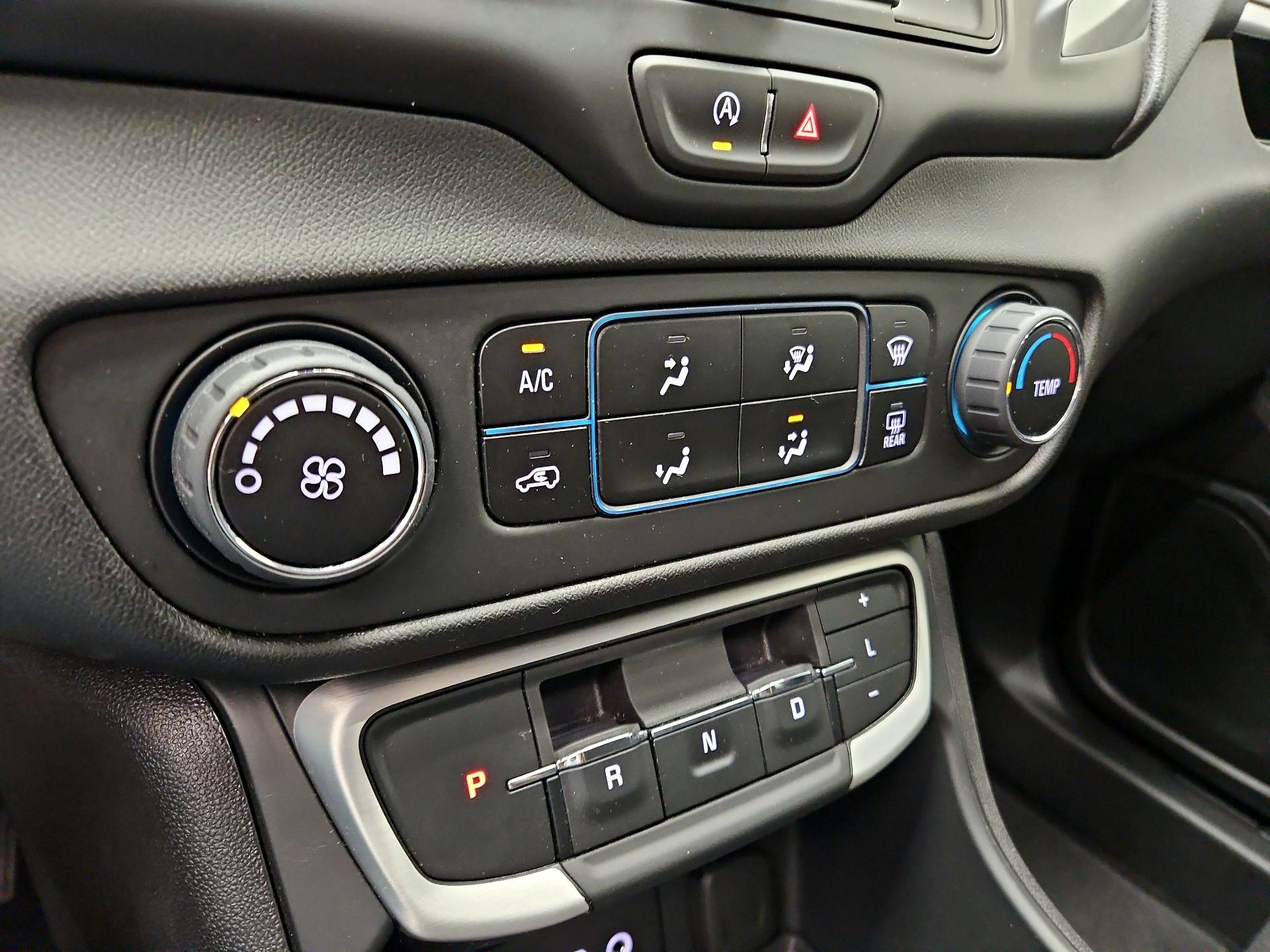 Thumbnail: 2024 GMC Terrain - 16