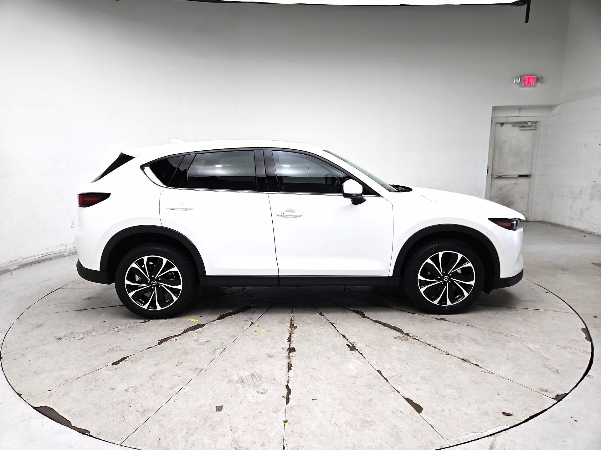 Thumbnail: 2022 Mazda CX-5 - 4