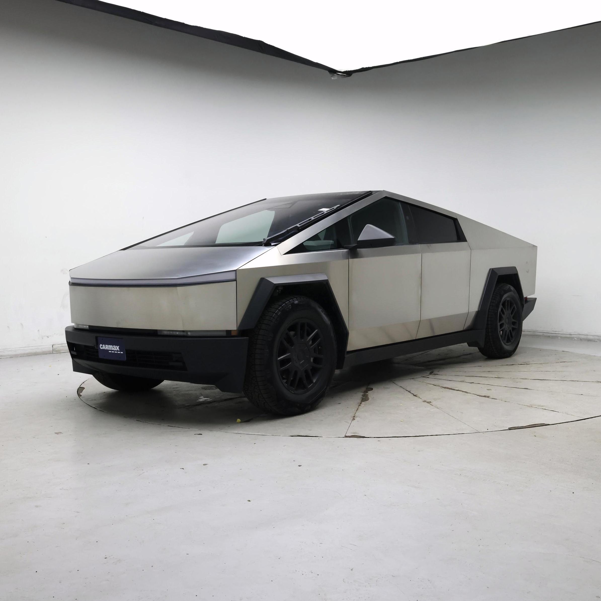 Thumbnail: 2025 Tesla Cybertruck - 4