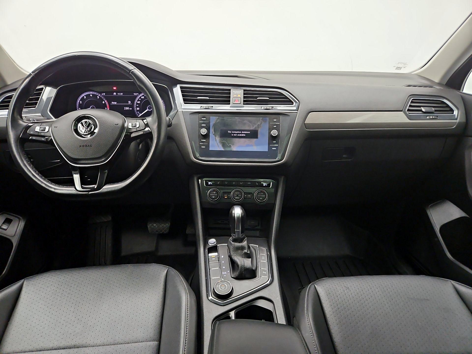 Thumbnail: 2019 Volkswagen Tiguan - 9