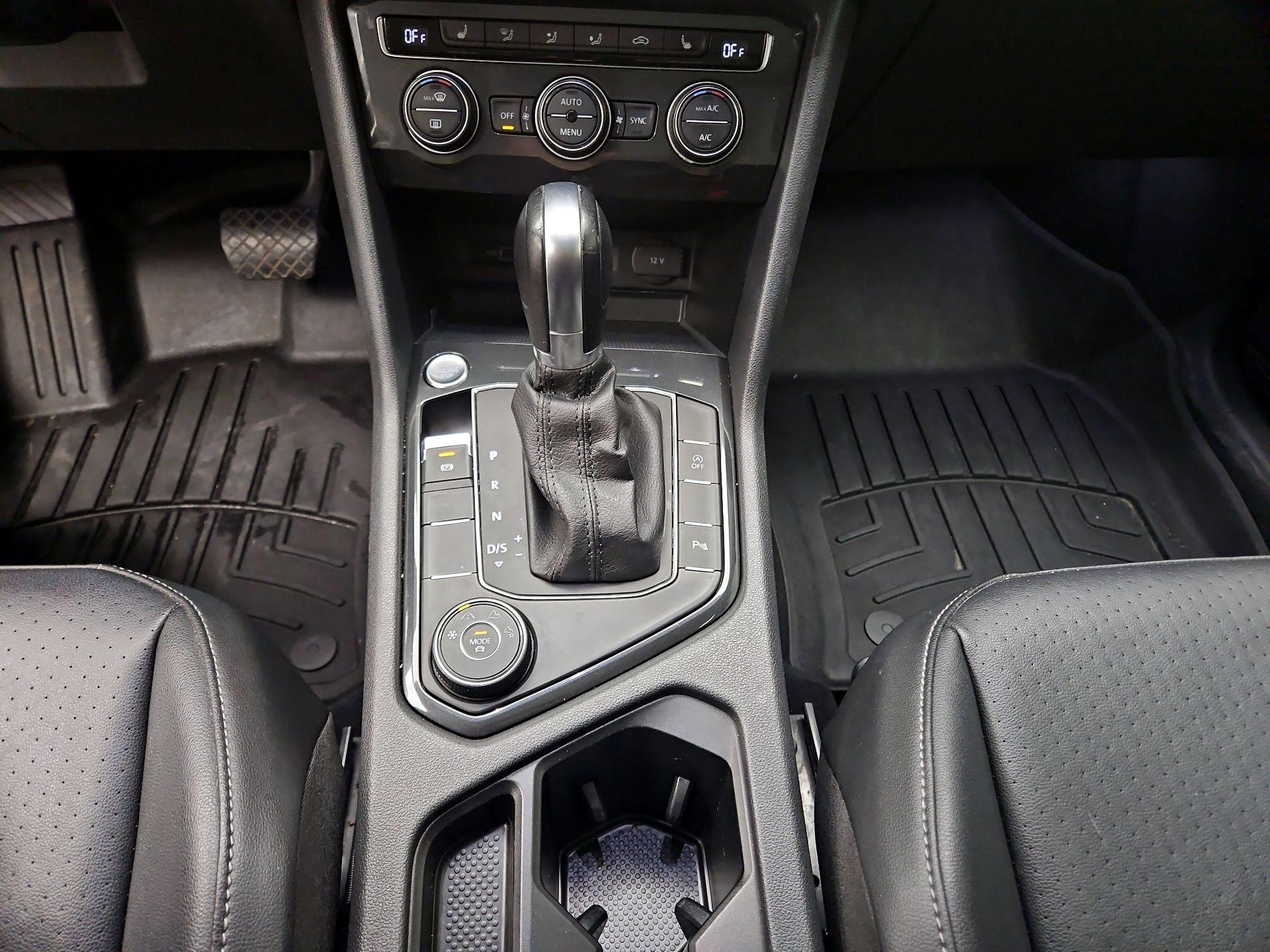 Thumbnail: 2019 Volkswagen Tiguan - 18