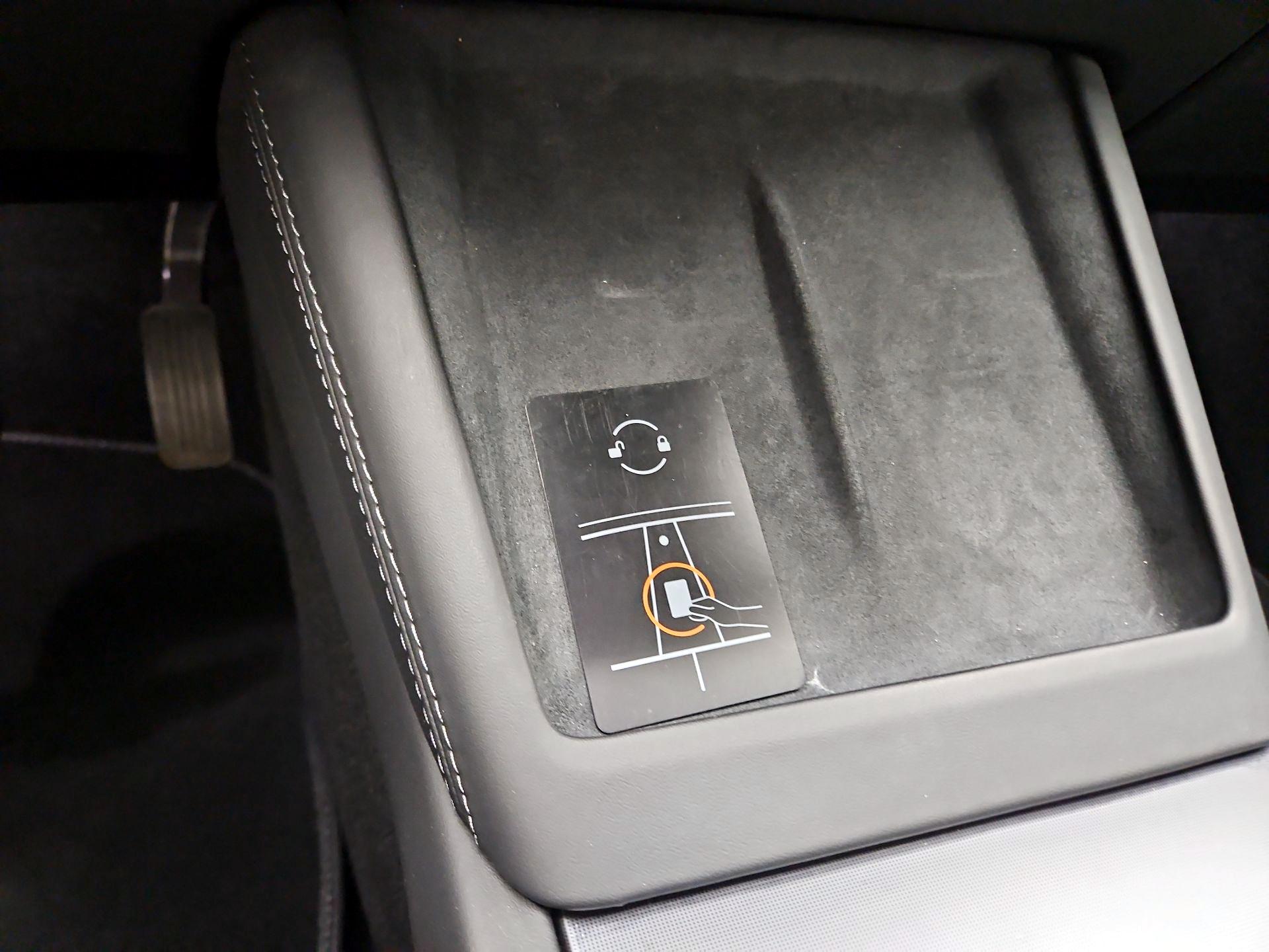 Thumbnail: 2025 Tesla Model 3 - 19