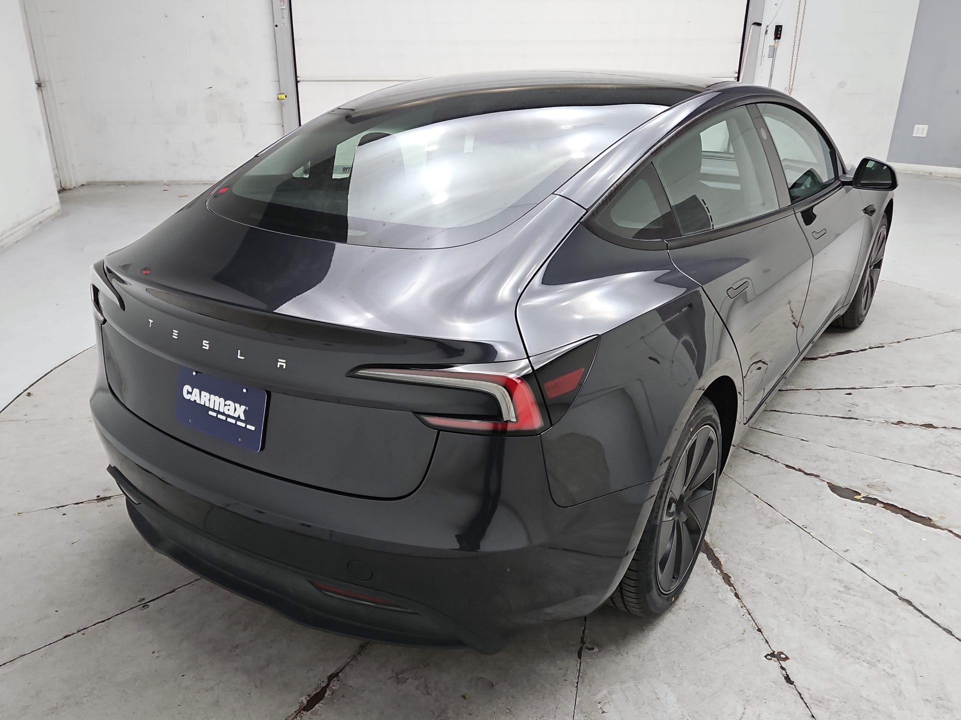 Thumbnail: 2025 Tesla Model 3 - 5