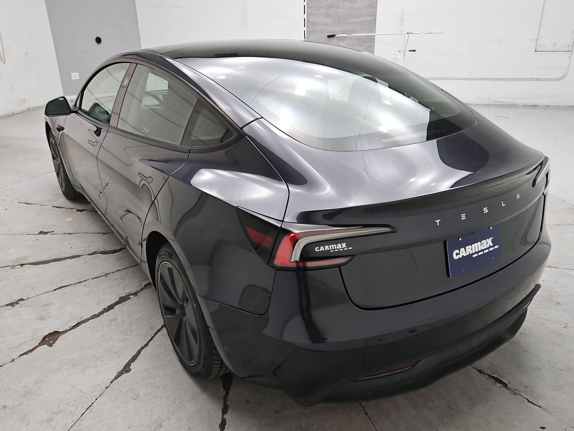 Thumbnail: 2025 Tesla Model 3 - 7