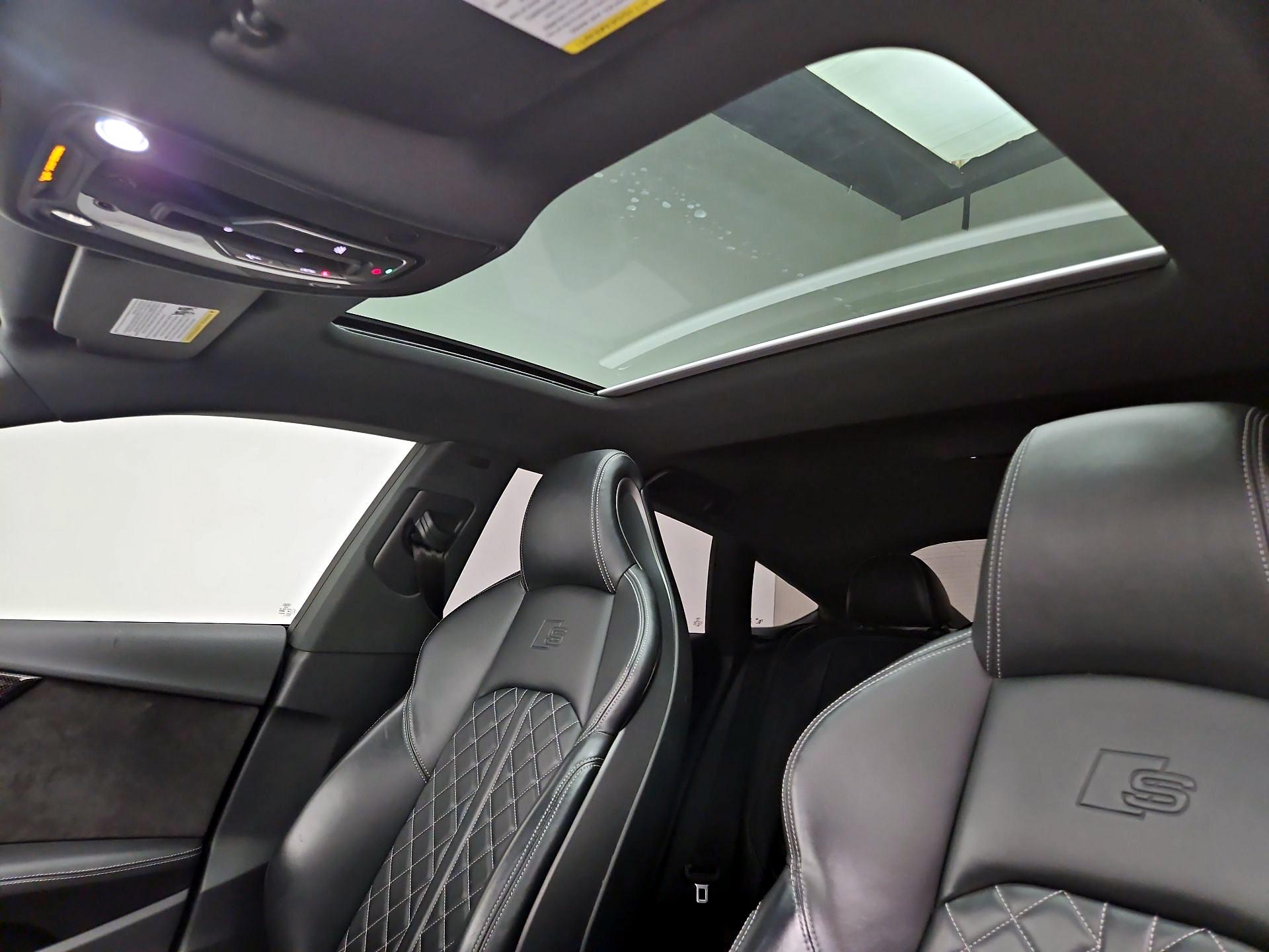 Thumbnail: 2021 Audi S5 - 19