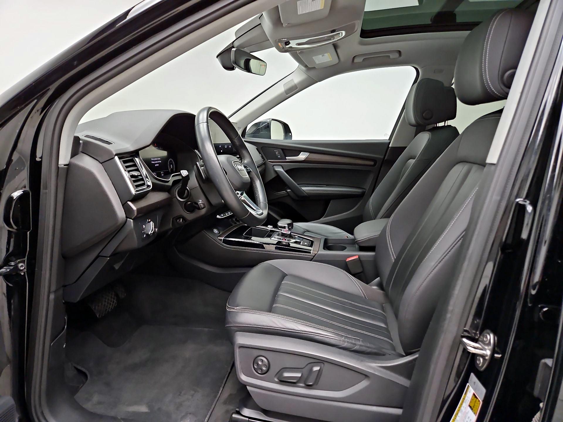 Thumbnail: 2023 Audi Q5 - 11