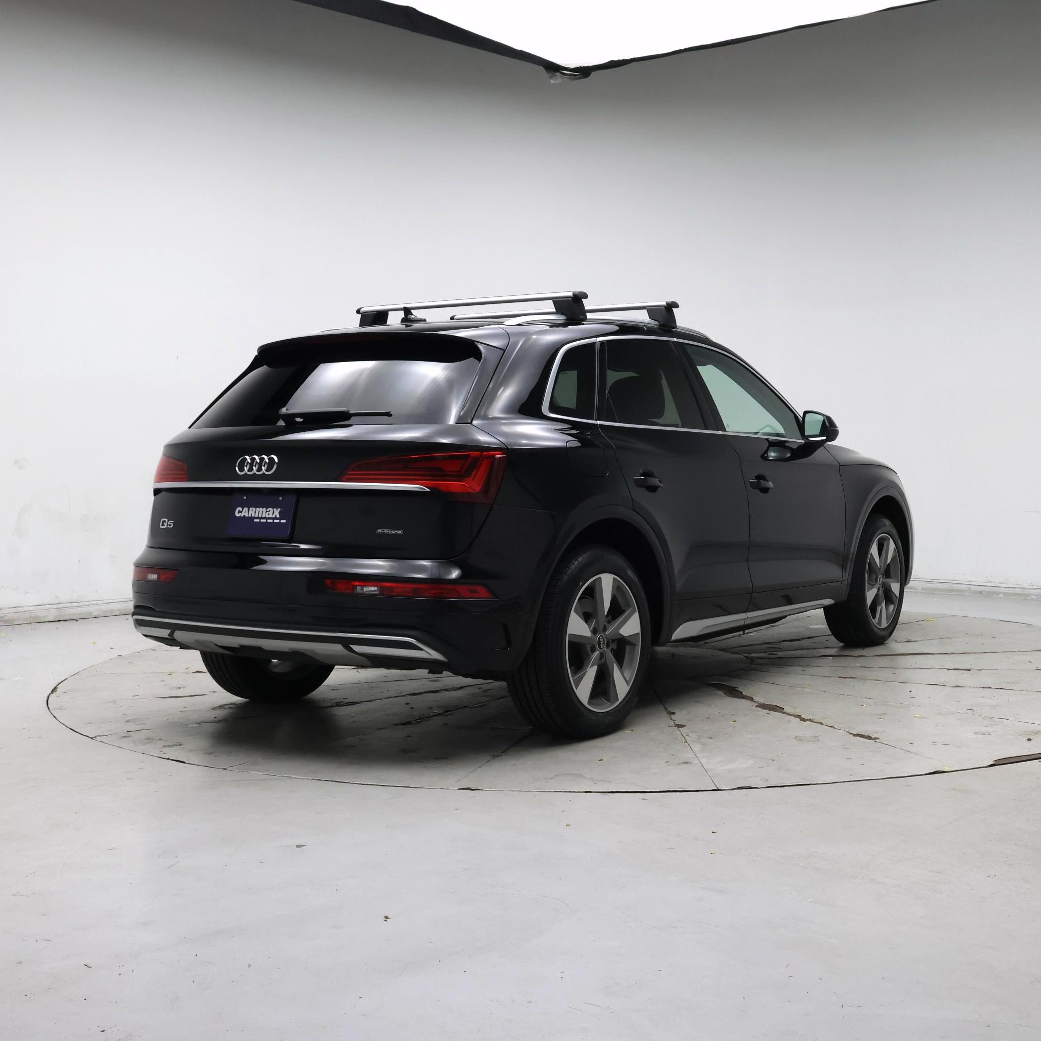 Thumbnail: 2023 Audi Q5 - 8